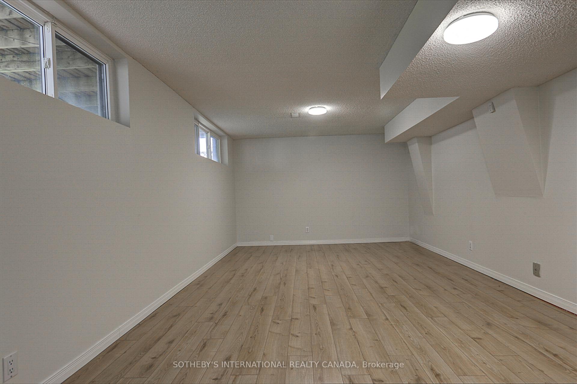 Photo 10 of 339 Bevan Drive, Burlington, Appleby — HOMEH