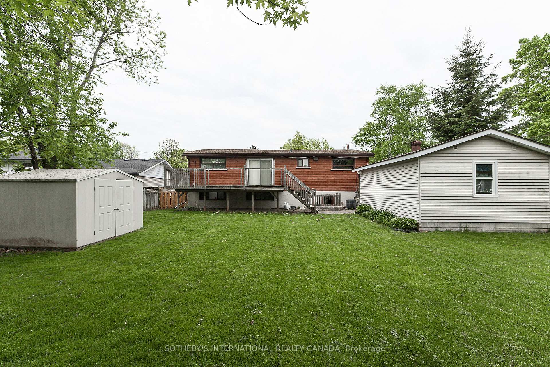 Photo 16 of 339 Bevan Drive, Burlington, Appleby — HOMEH