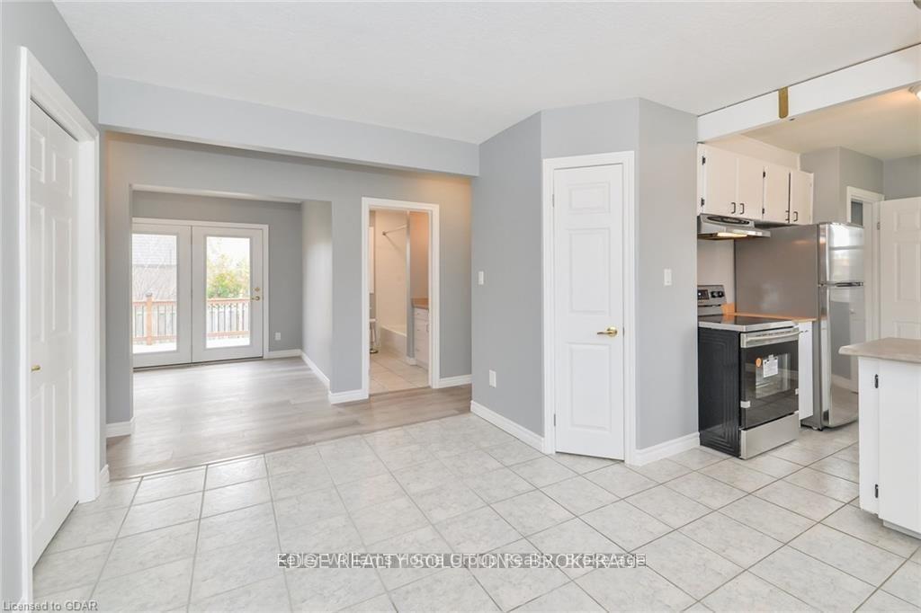 Photo 6 of 130 Forfar Street E, Centre Wellington, Fergus — HOMEH