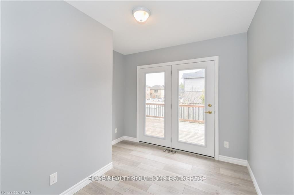 Photo 15 of 130 Forfar Street E, Centre Wellington, Fergus — HOMEH