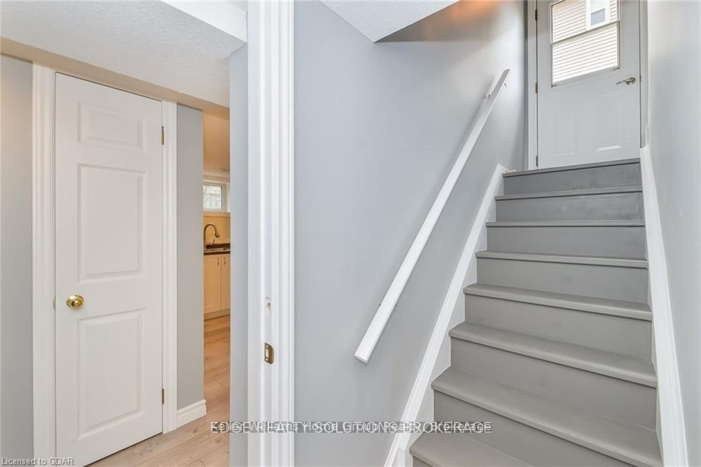 Photo 24 of 130 Forfar Street E, Centre Wellington, Fergus — HOMEH
