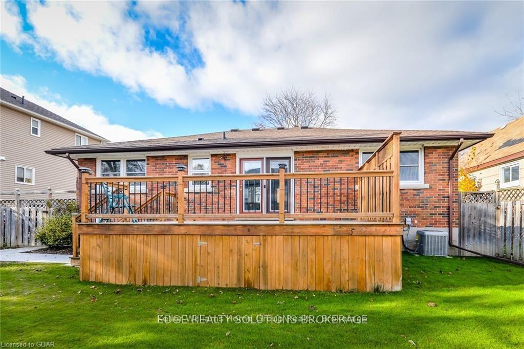 Photo 34 of 130 Forfar Street E, Centre Wellington, Fergus — HOMEH