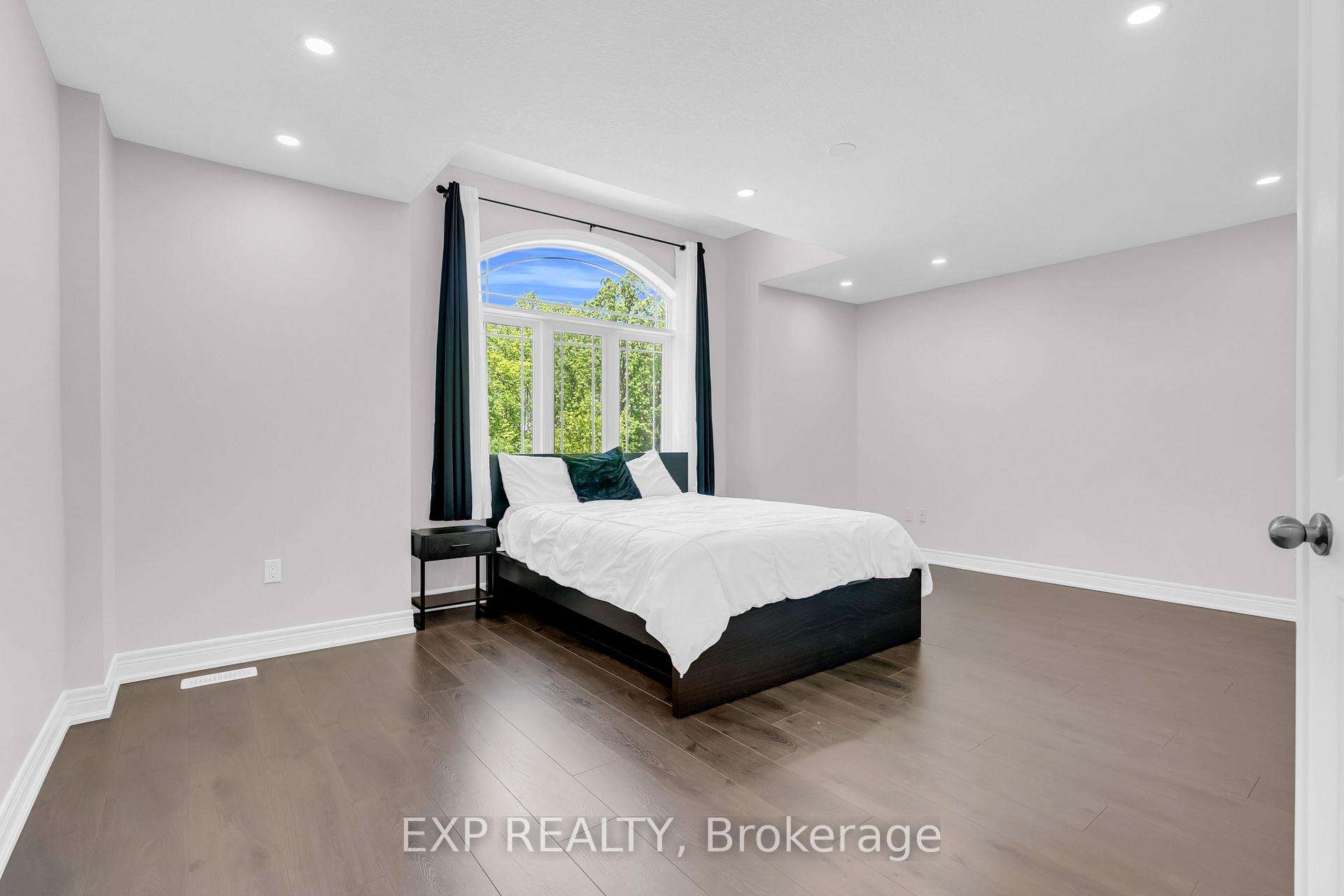 Photo 28 of 92 Desoto Drive, Hamilton, Jerome — HOMEH