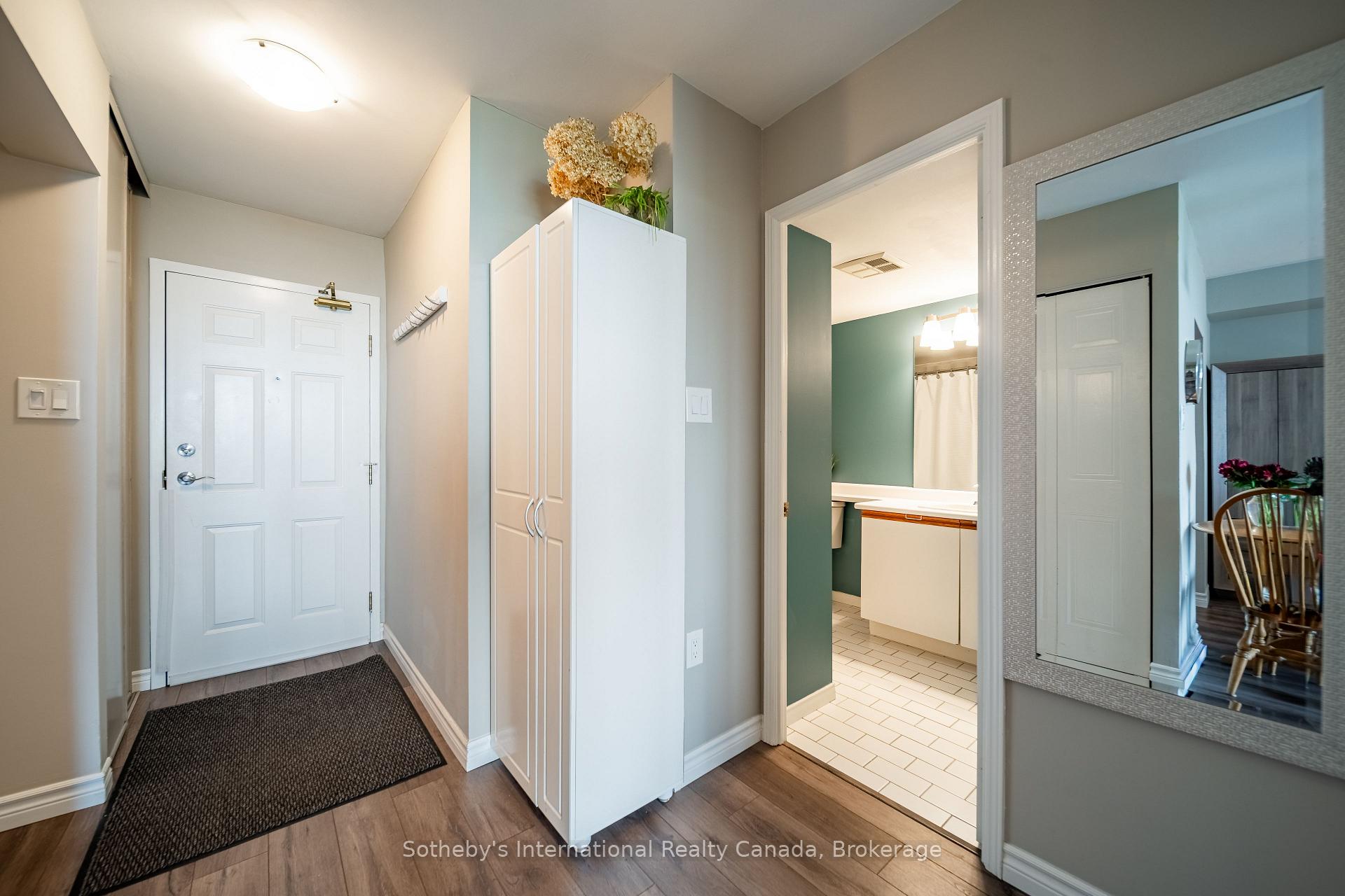 Photo 8 of Unit 1910, 1270 Maple Crossing Boulevard, Burlington, Brant — HOMEH
