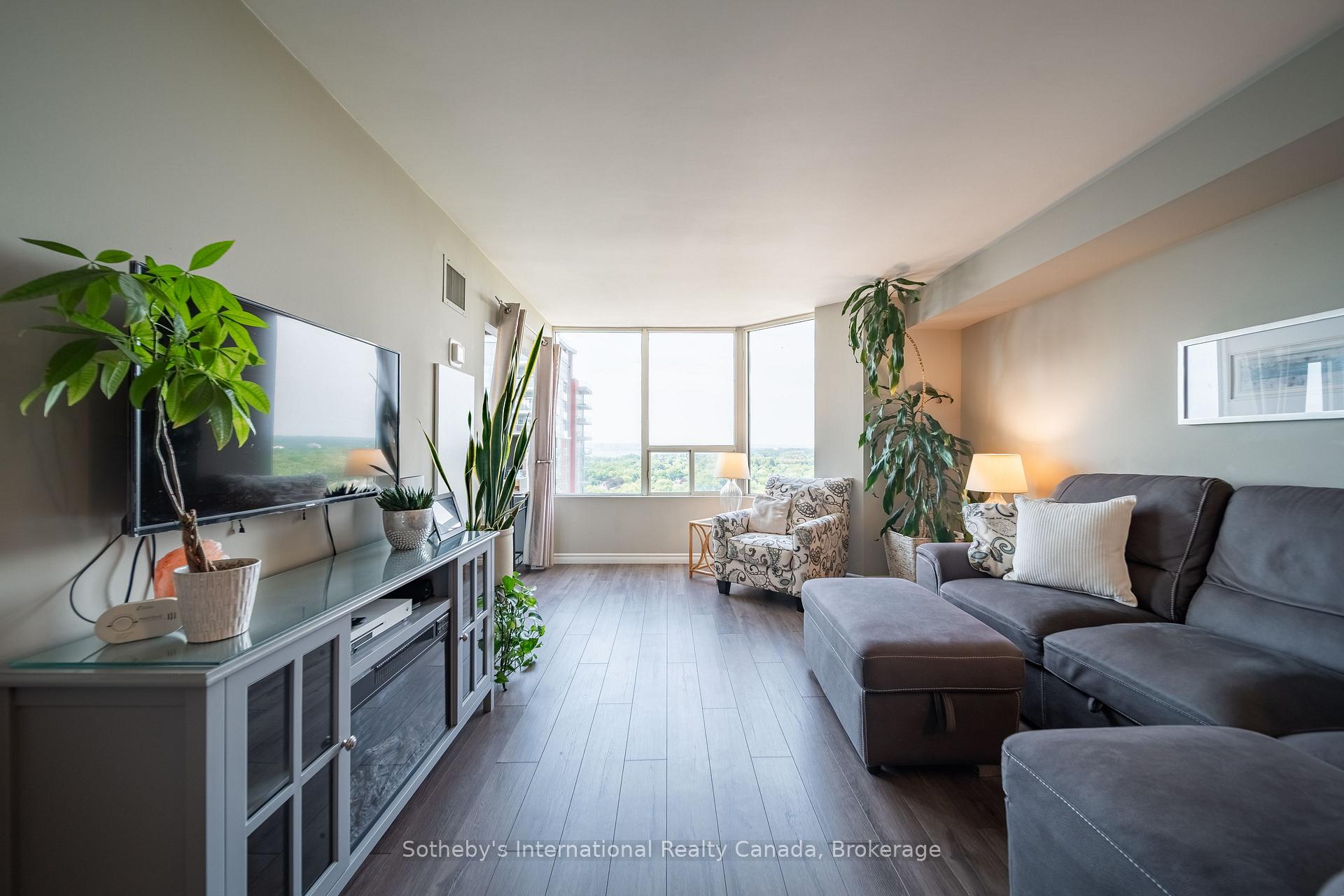 Photo 10 of Unit 1910, 1270 Maple Crossing Boulevard, Burlington, Brant — HOMEH