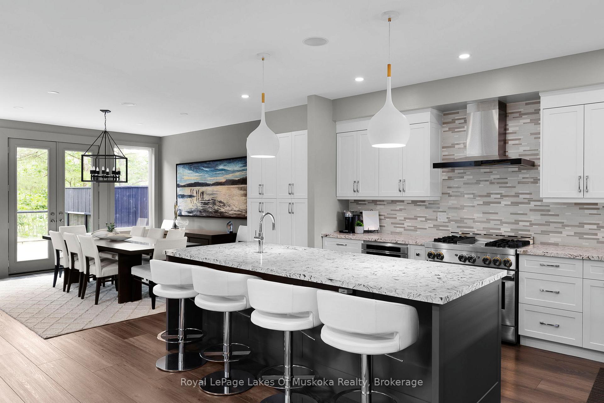 Photo 10 of 76 Carrick Trail, Gravenhurst, Muskoka (S) — HOMEH