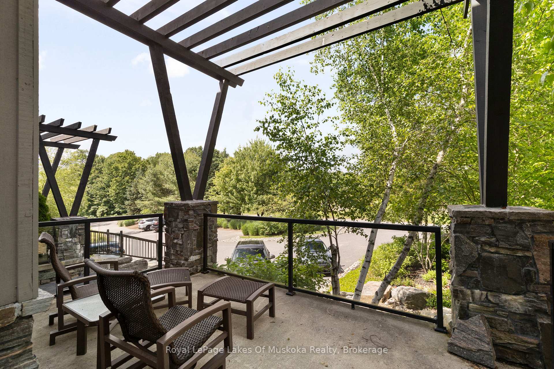 Photo 22 of 76 Carrick Trail, Gravenhurst, Muskoka (S) — HOMEH