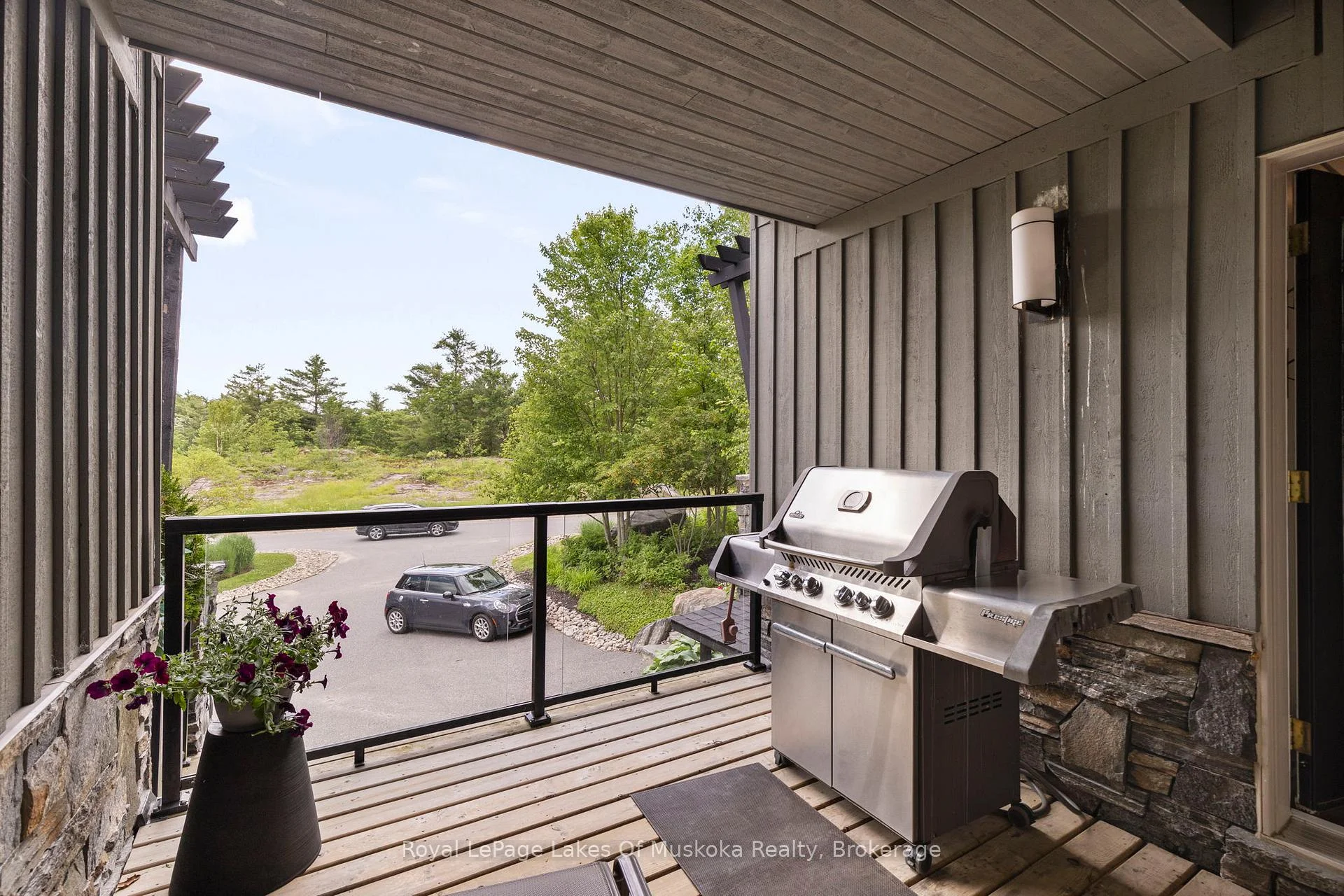 Photo 16 of 76 Carrick Trail, Gravenhurst, Muskoka (S) — HOMEH