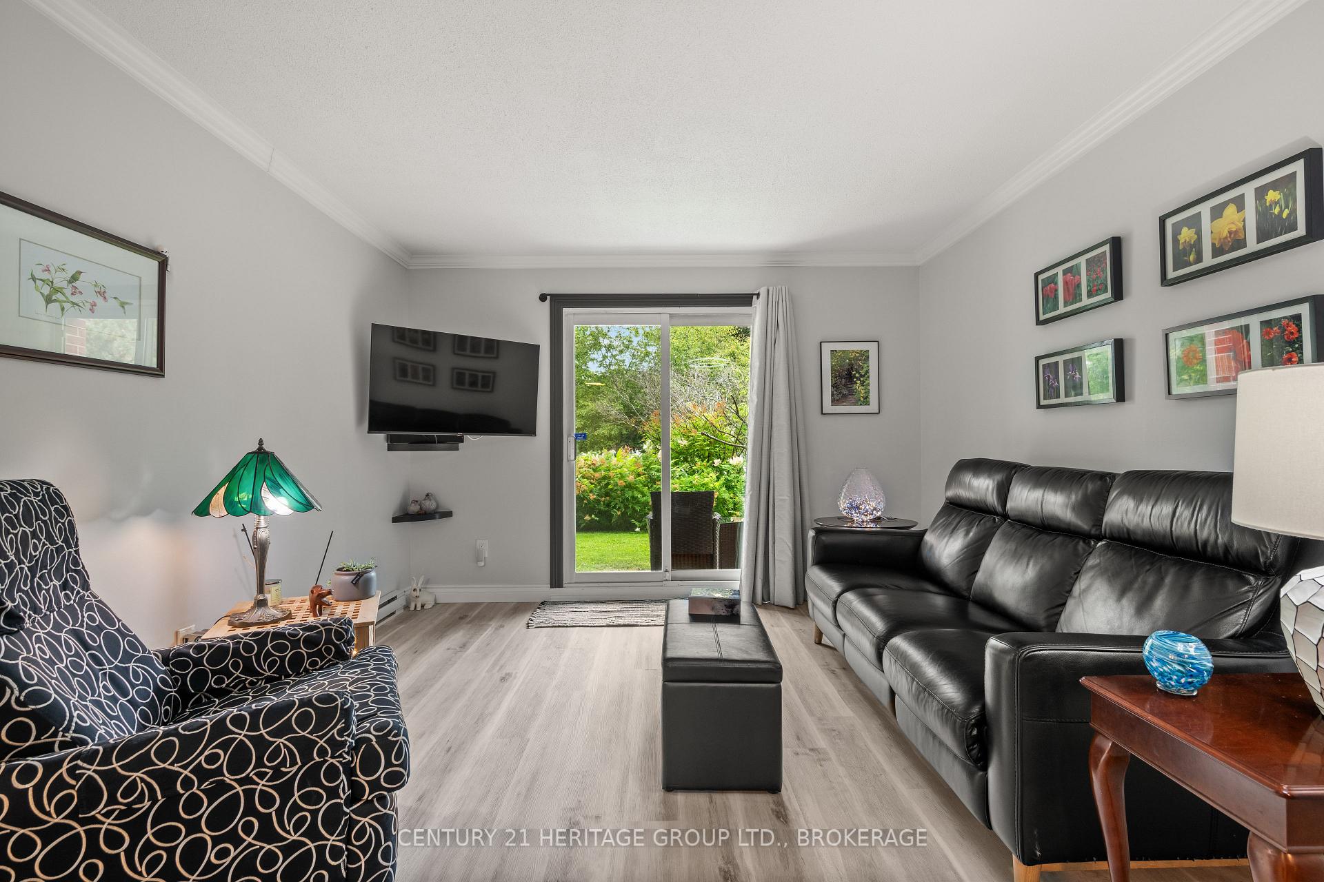 Photo 15 of Unit 114, 573 Armstrong Road E, Kingston, West of Sir John A. Blvd — HOMEH