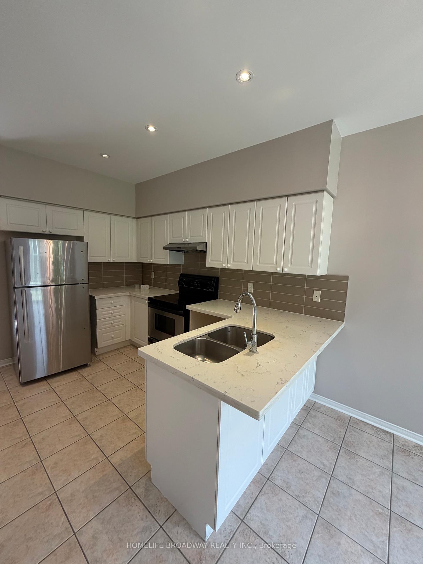 Photo 5 of 36 Elmrill Road, Markham, Berczy — HOMEH