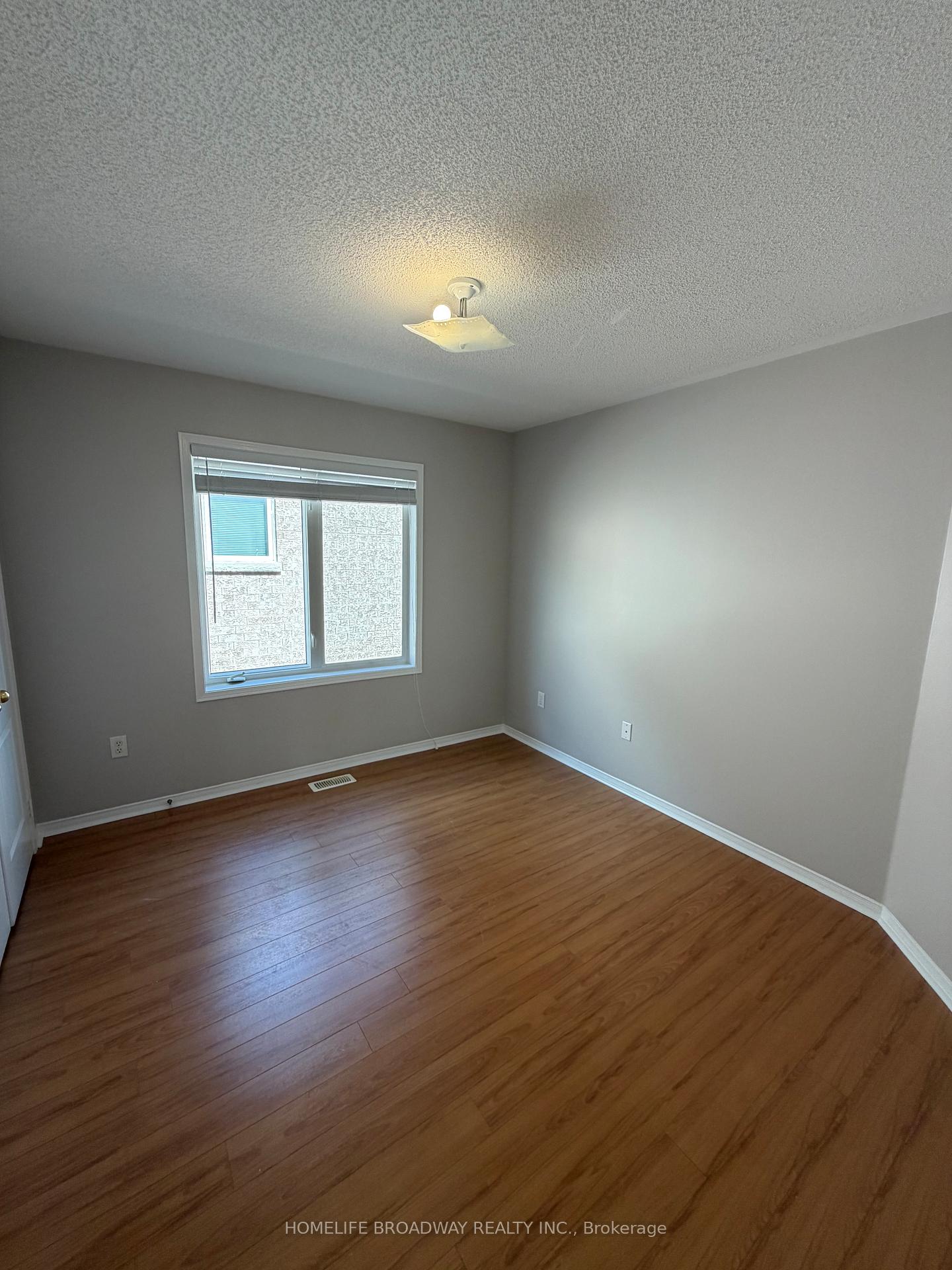 Photo 11 of 36 Elmrill Road, Markham, Berczy — HOMEH