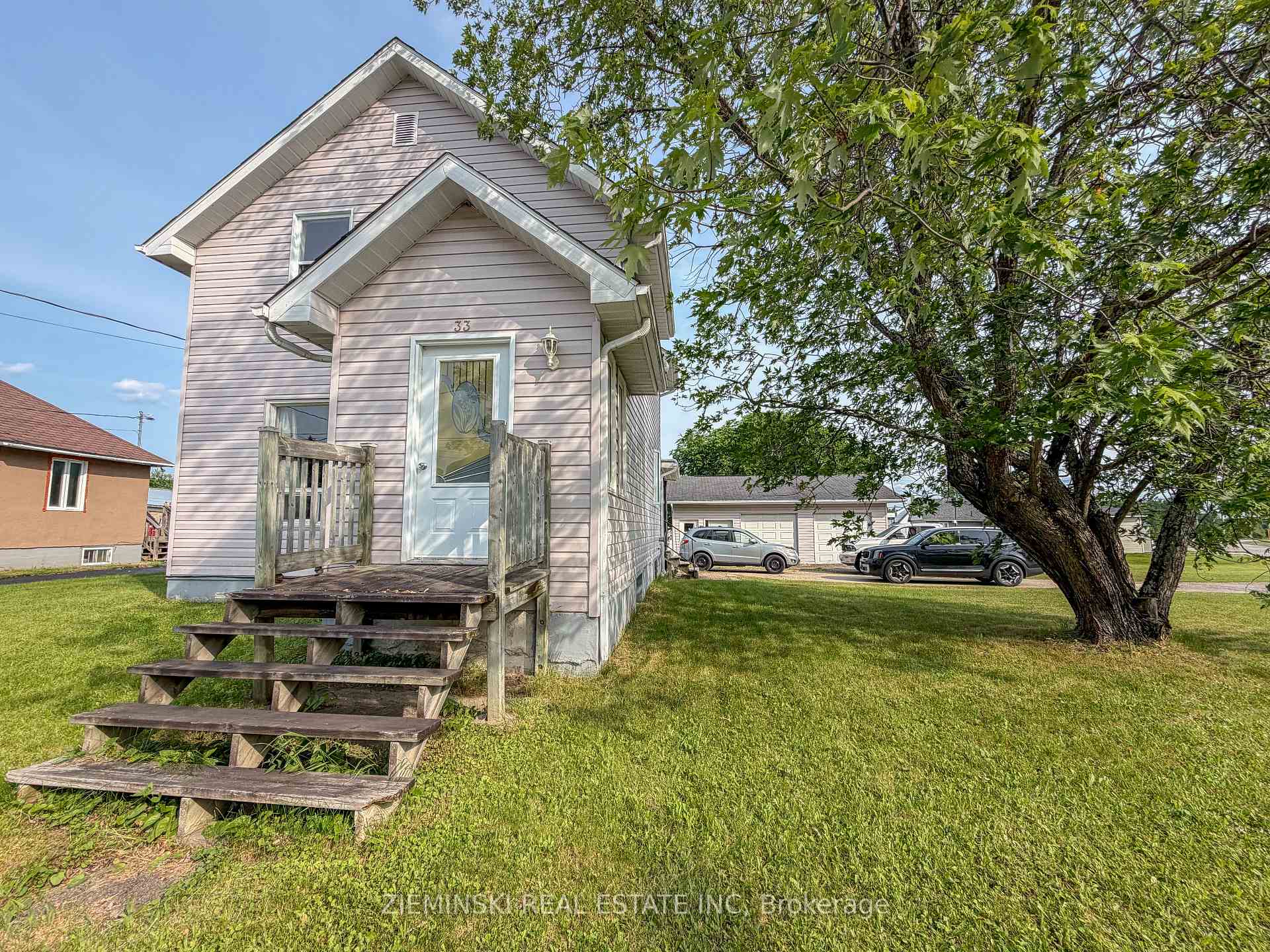 Photo 1 of 33 Fifth Street, Smooth Rock Falls, SRF — HOMEH