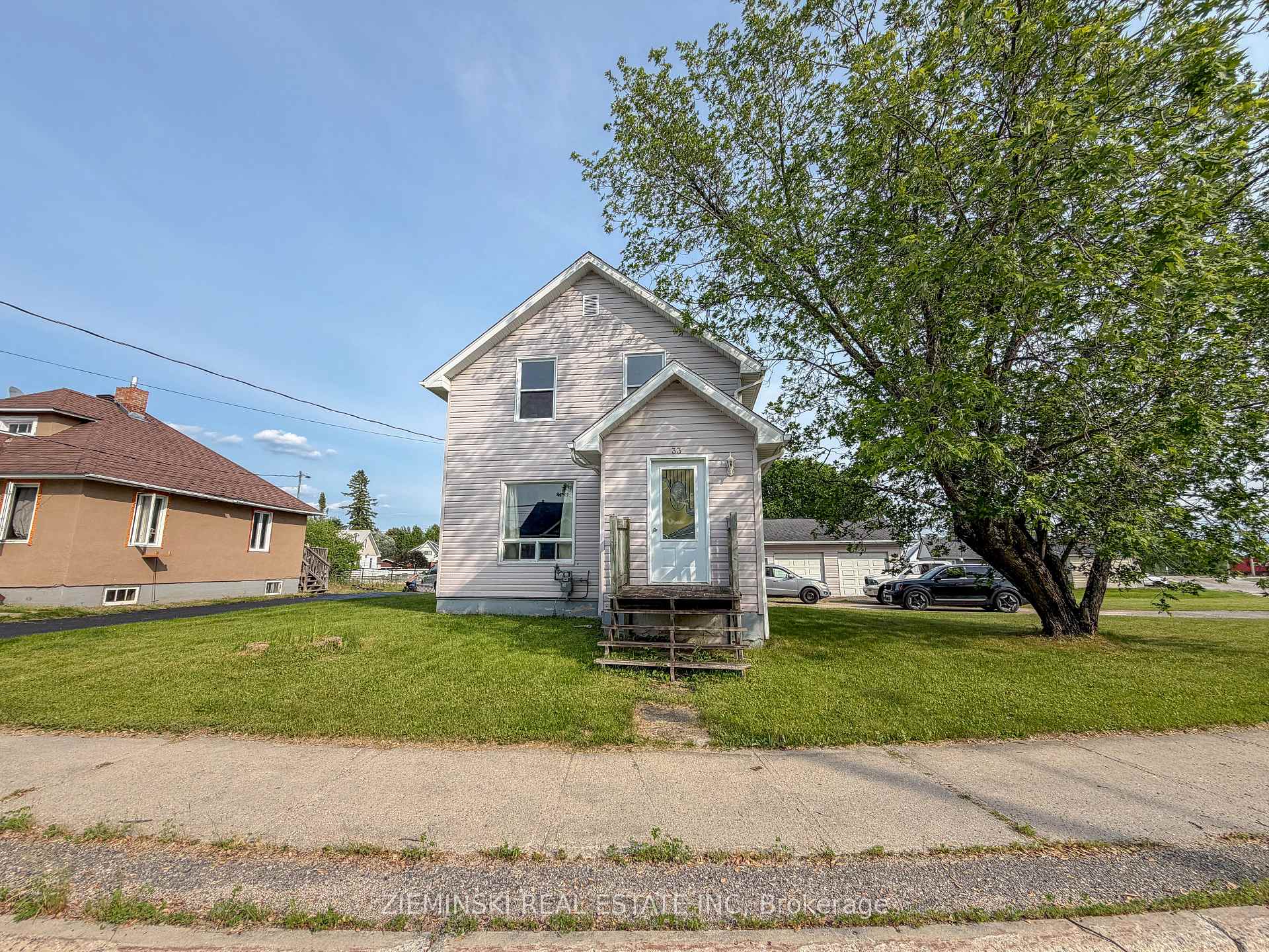 Photo 2 of 33 Fifth Street, Smooth Rock Falls, SRF — HOMEH