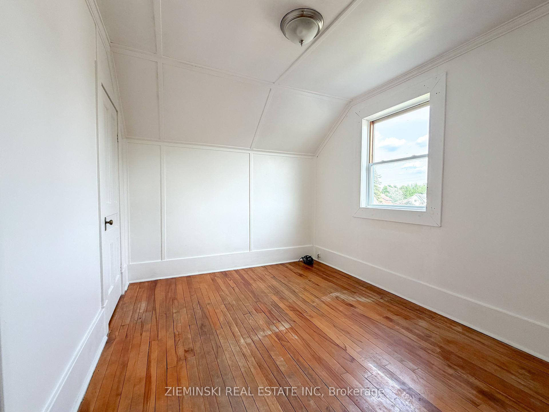 Photo 9 of 33 Fifth Street, Smooth Rock Falls, SRF — HOMEH