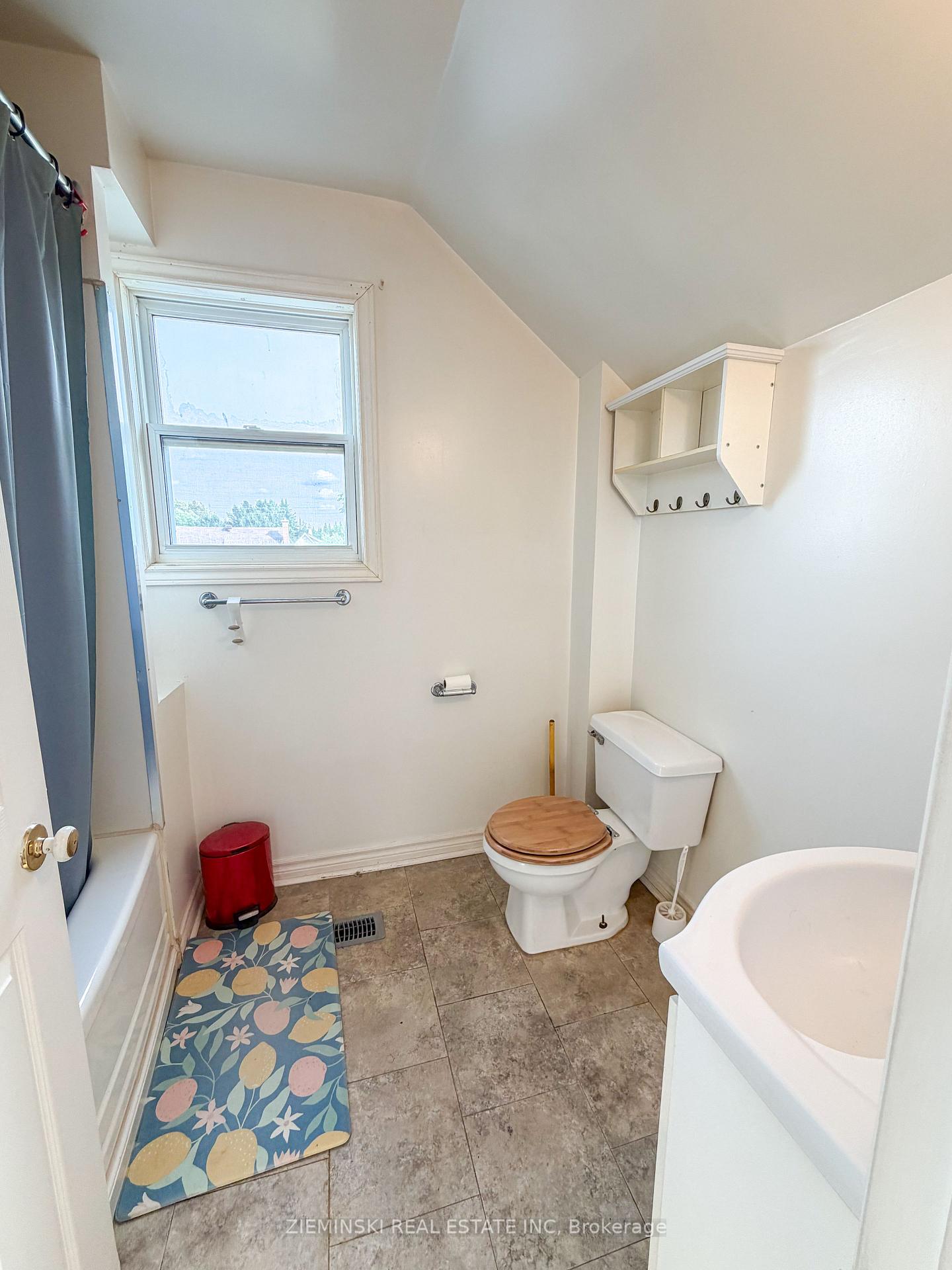 Photo 15 of 33 Fifth Street, Smooth Rock Falls, SRF — HOMEH