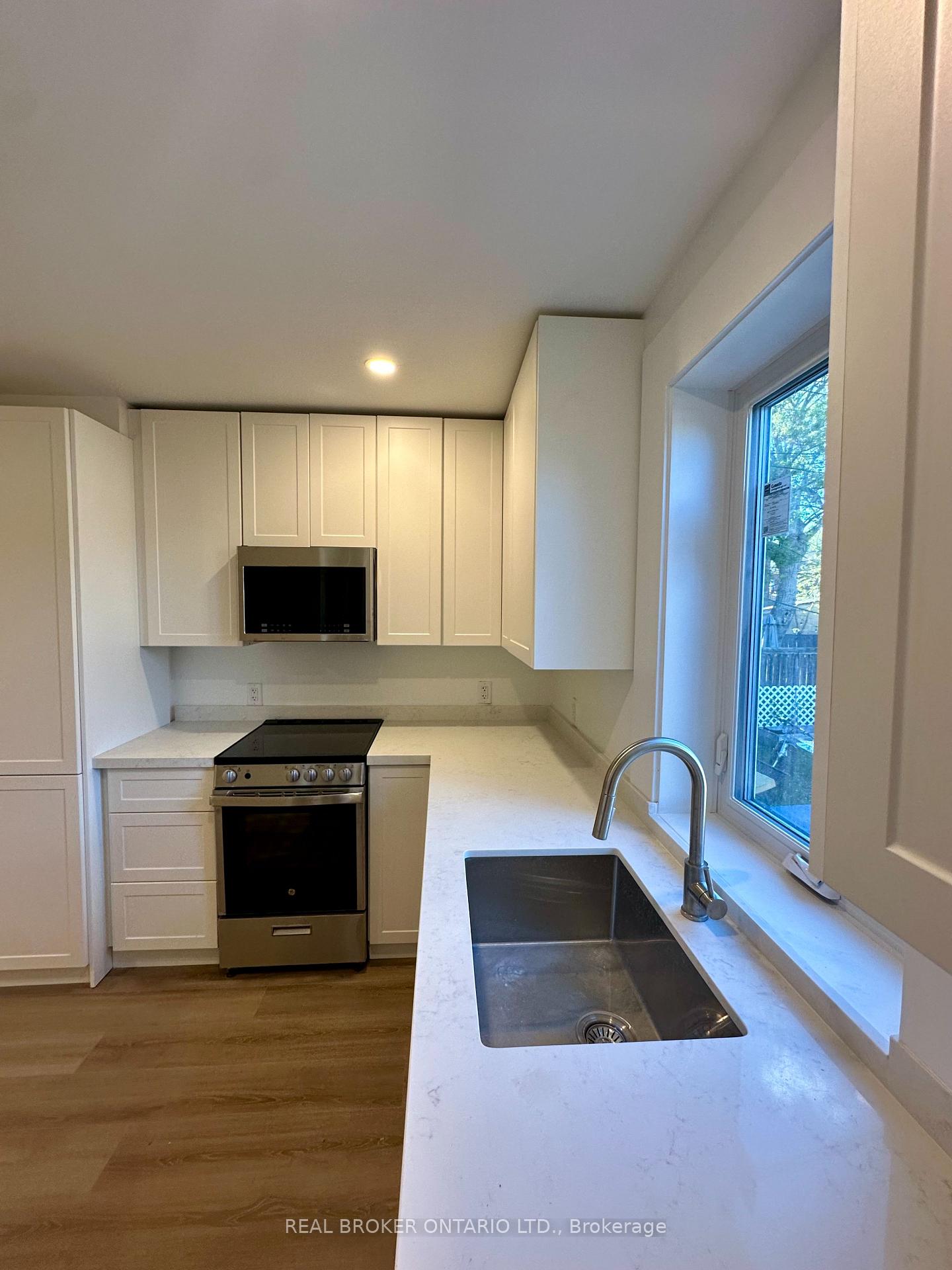 Photo 25 of Unit 2, 659 Vaughan Road, Toronto, Oakwood Village — HOMEH
