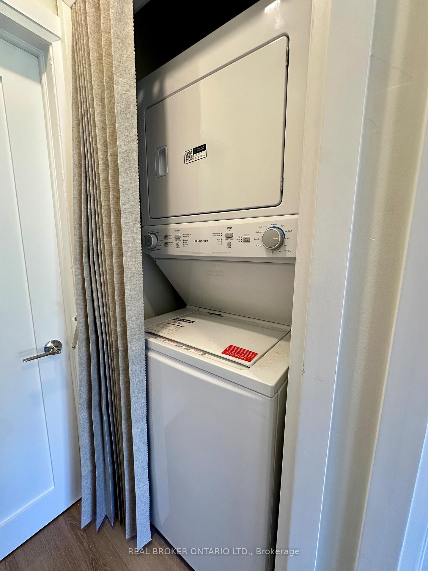 Photo 46 of Unit 2, 659 Vaughan Road, Toronto, Oakwood Village — HOMEH