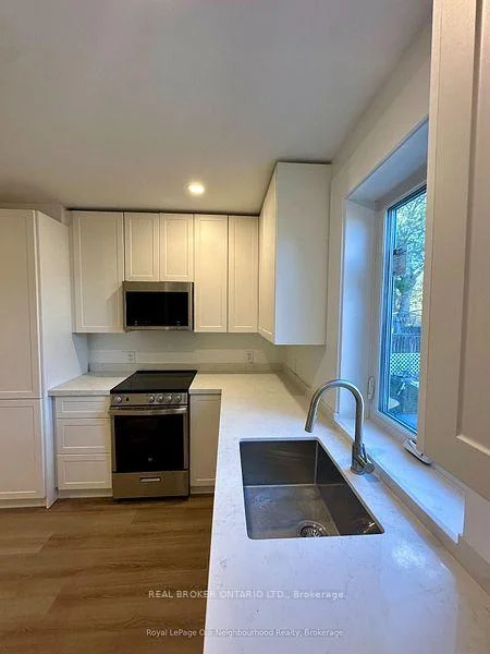 Photo 4 of Unit 2, 659 Vaughan Road, Toronto, Oakwood Village — HOMEH