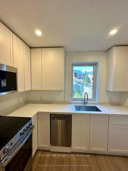 Photo 5 of Unit 2, 659 Vaughan Road, Toronto, Oakwood Village — HOMEH