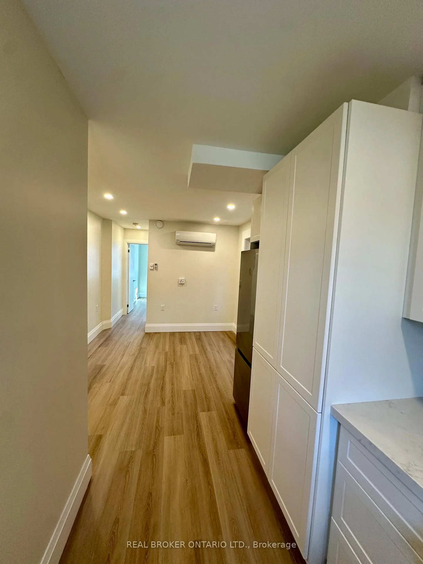 Photo 13 of Unit 2, 659 Vaughan Road, Toronto, Oakwood Village — HOMEH