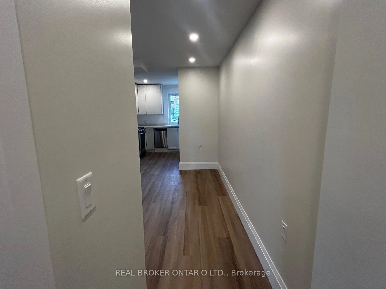 Photo 15 of Unit 2, 659 Vaughan Road, Toronto, Oakwood Village — HOMEH