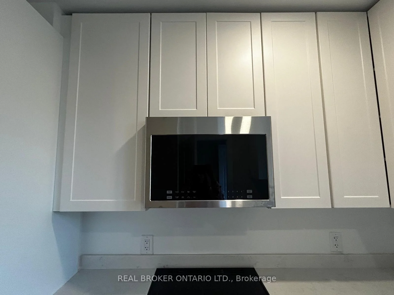 Photo 41 of Unit 2, 659 Vaughan Road, Toronto, Oakwood Village — HOMEH