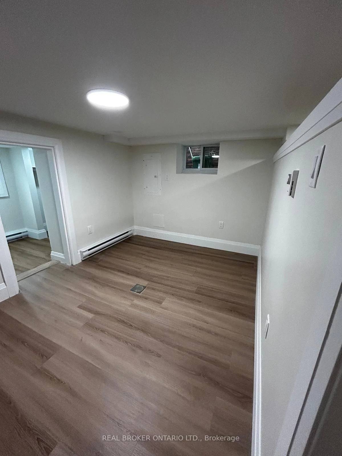 Photo 30 of Unit 3, 659 Vaughan Road, Toronto, Oakwood Village — HOMEH