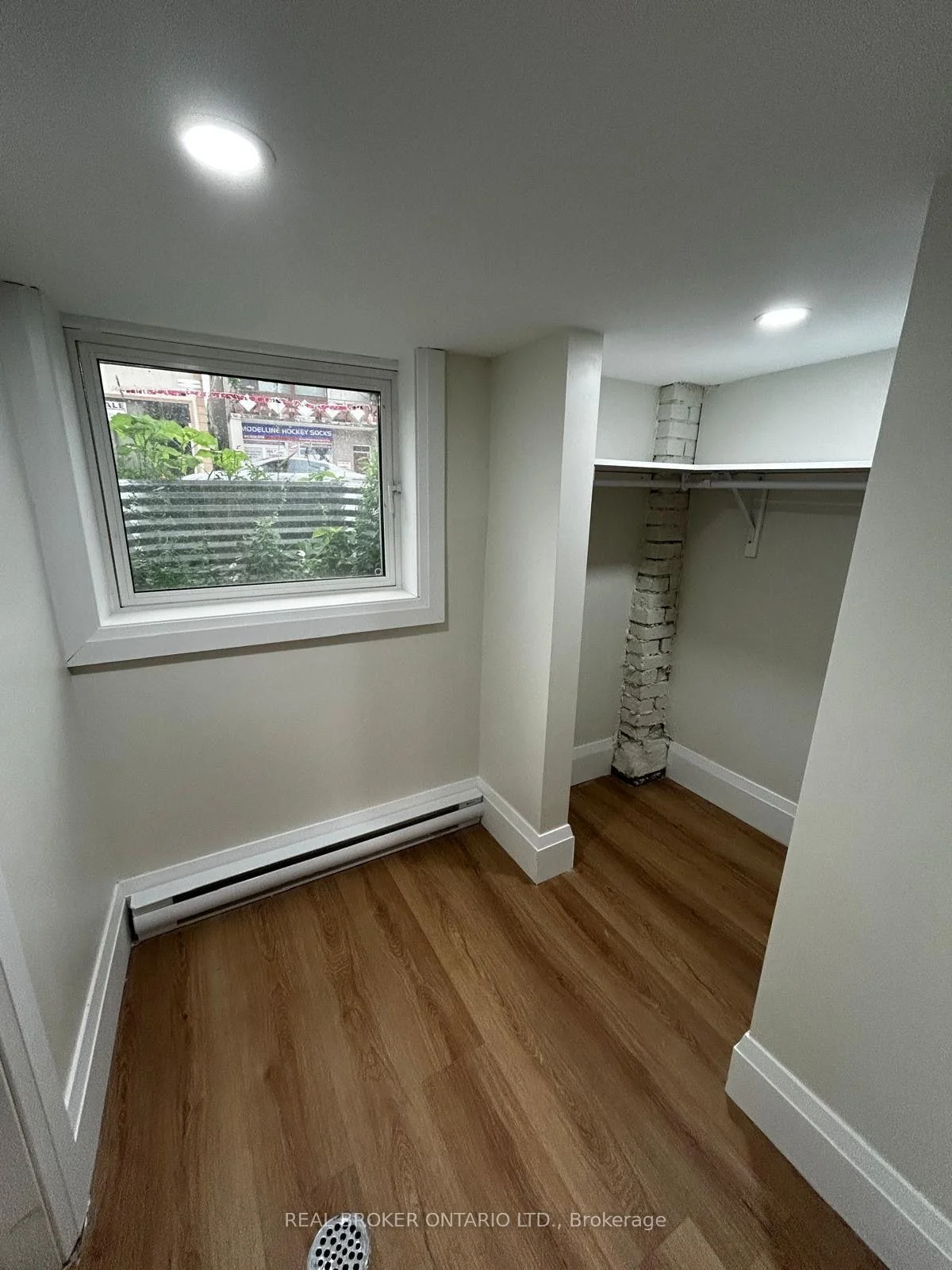 Photo 39 of Unit 3, 659 Vaughan Road, Toronto, Oakwood Village — HOMEH