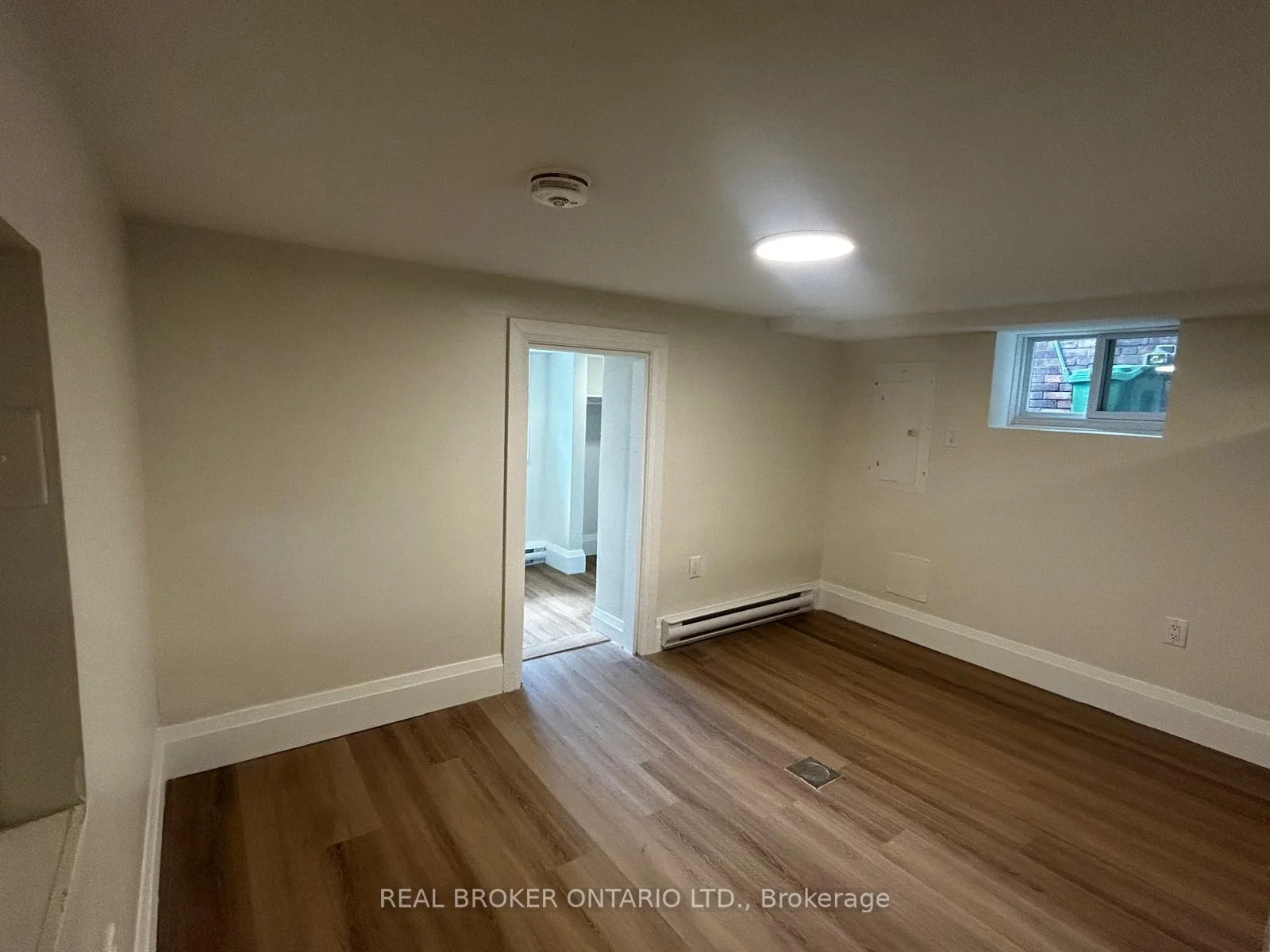 Photo 36 of Unit 3, 659 Vaughan Road, Toronto, Oakwood Village — HOMEH