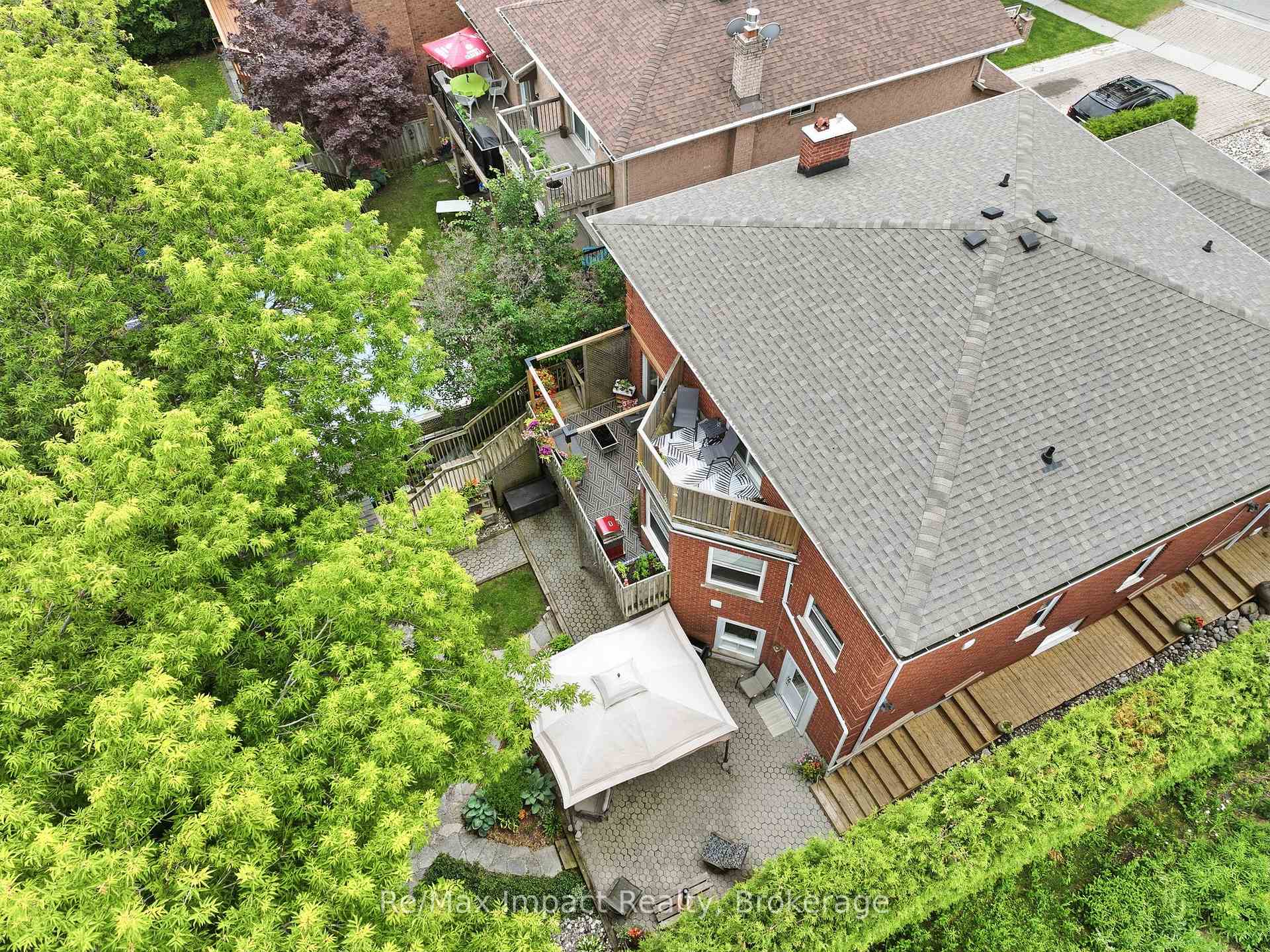 Photo 37 of 293 Blue Heron Drive, Oshawa, Eastdale — HOMEH