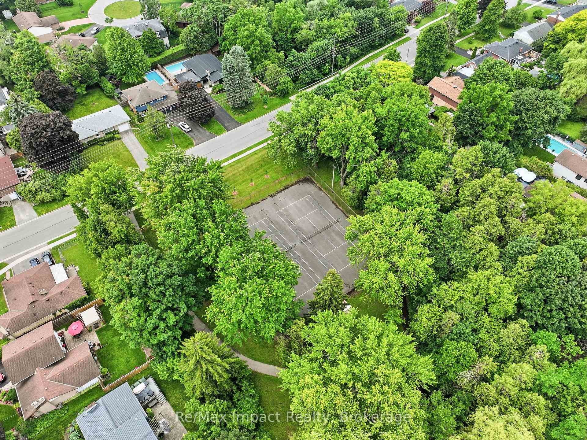 Photo 38 of 293 Blue Heron Drive, Oshawa, Eastdale — HOMEH