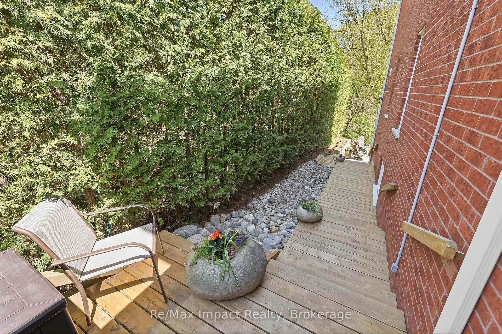 Photo 34 of 293 Blue Heron Drive, Oshawa, Eastdale — HOMEH