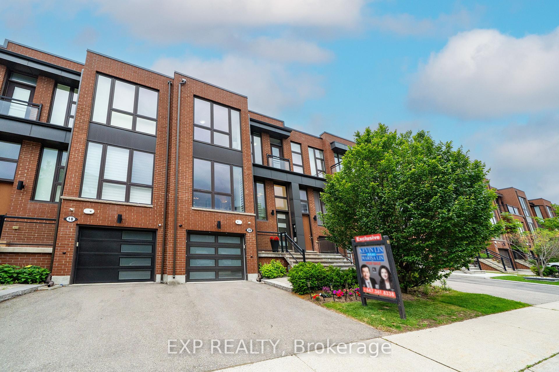 Photo 4 of 20 Crestridge Drive, Vaughan, Patterson — HOMEH