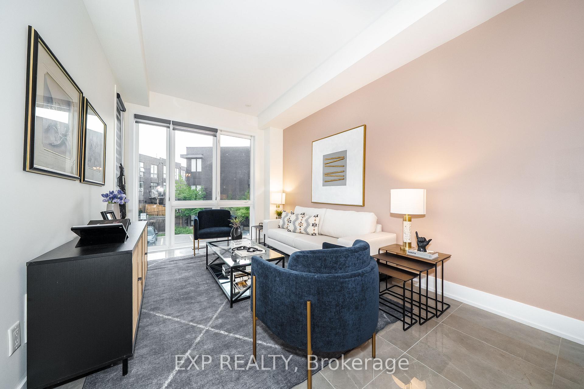Photo 9 of 20 Crestridge Drive, Vaughan, Patterson — HOMEH