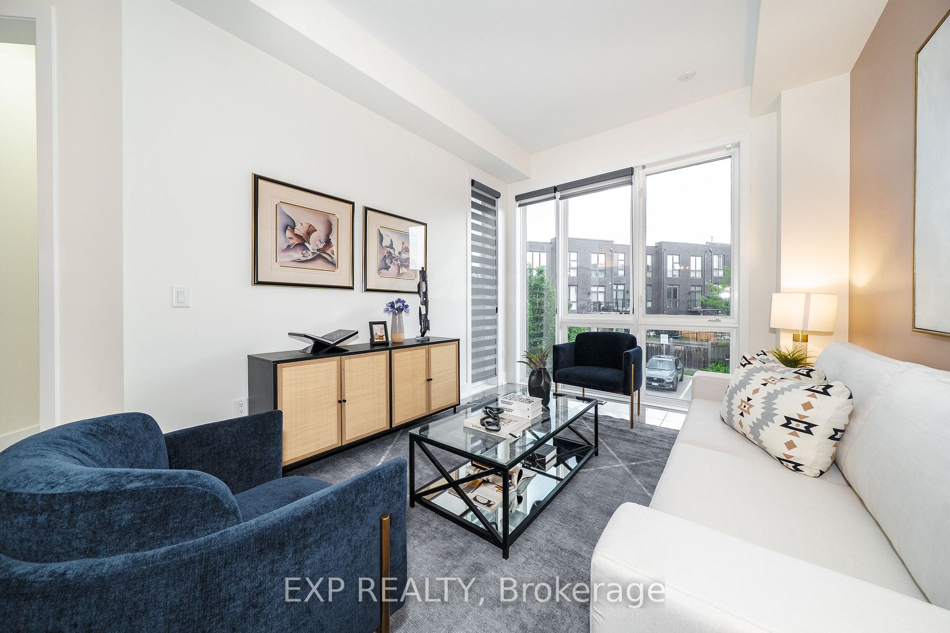 Photo 10 of 20 Crestridge Drive, Vaughan, Patterson — HOMEH