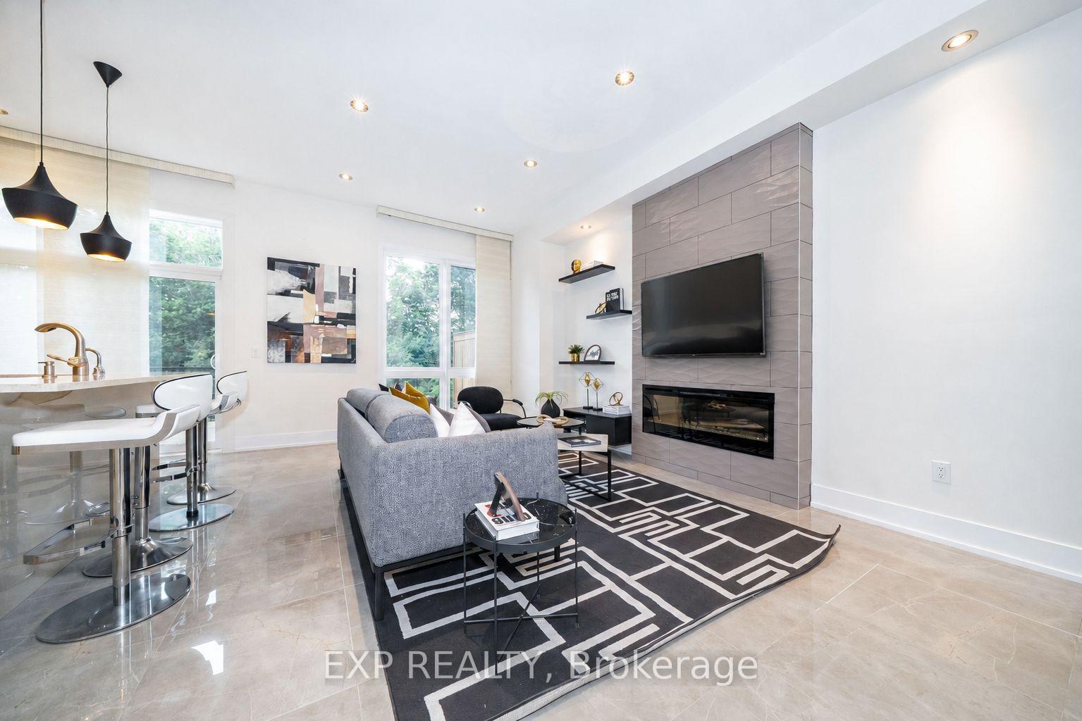 Photo 15 of 20 Crestridge Drive, Vaughan, Patterson — HOMEH
