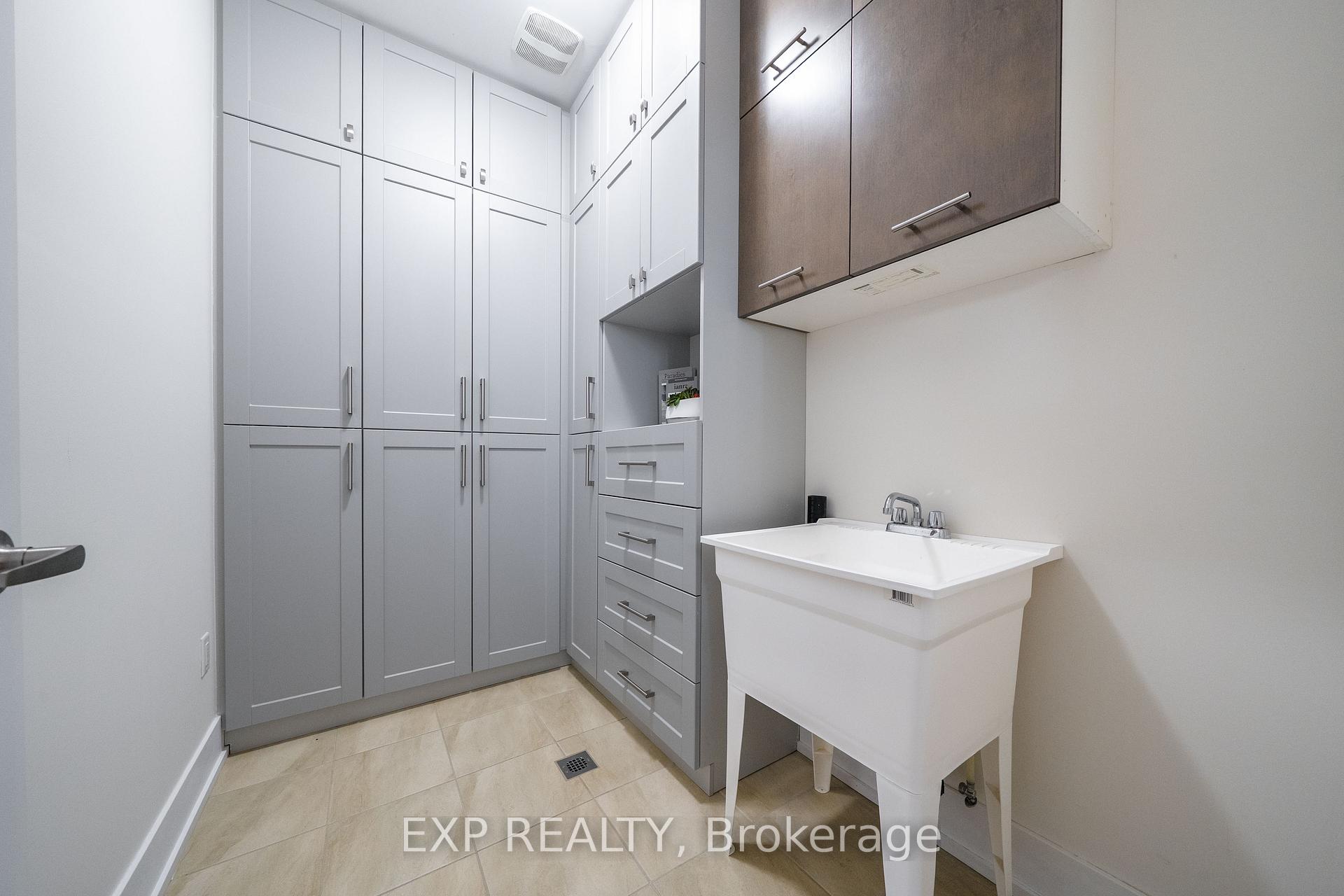 Photo 30 of 20 Crestridge Drive, Vaughan, Patterson — HOMEH