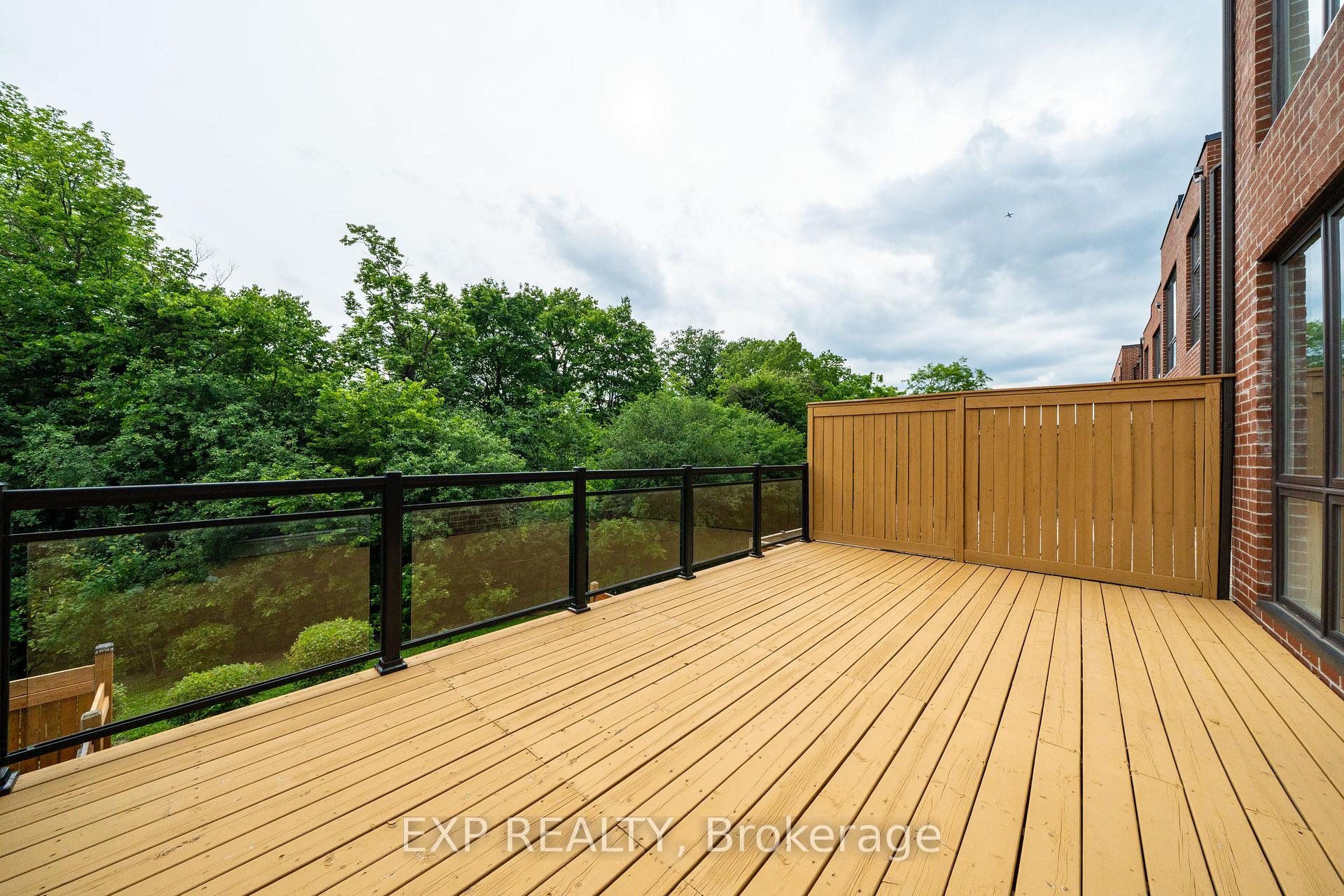 Photo 36 of 20 Crestridge Drive, Vaughan, Patterson — HOMEH