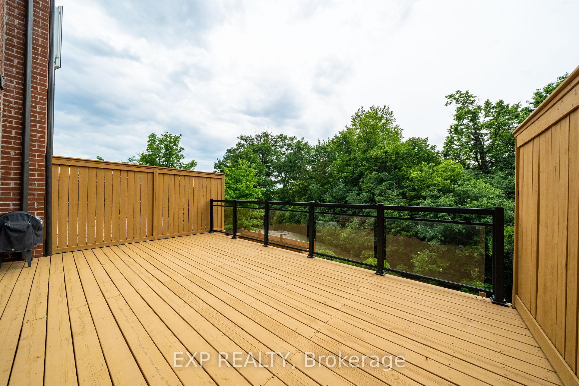 Photo 38 of 20 Crestridge Drive, Vaughan, Patterson — HOMEH