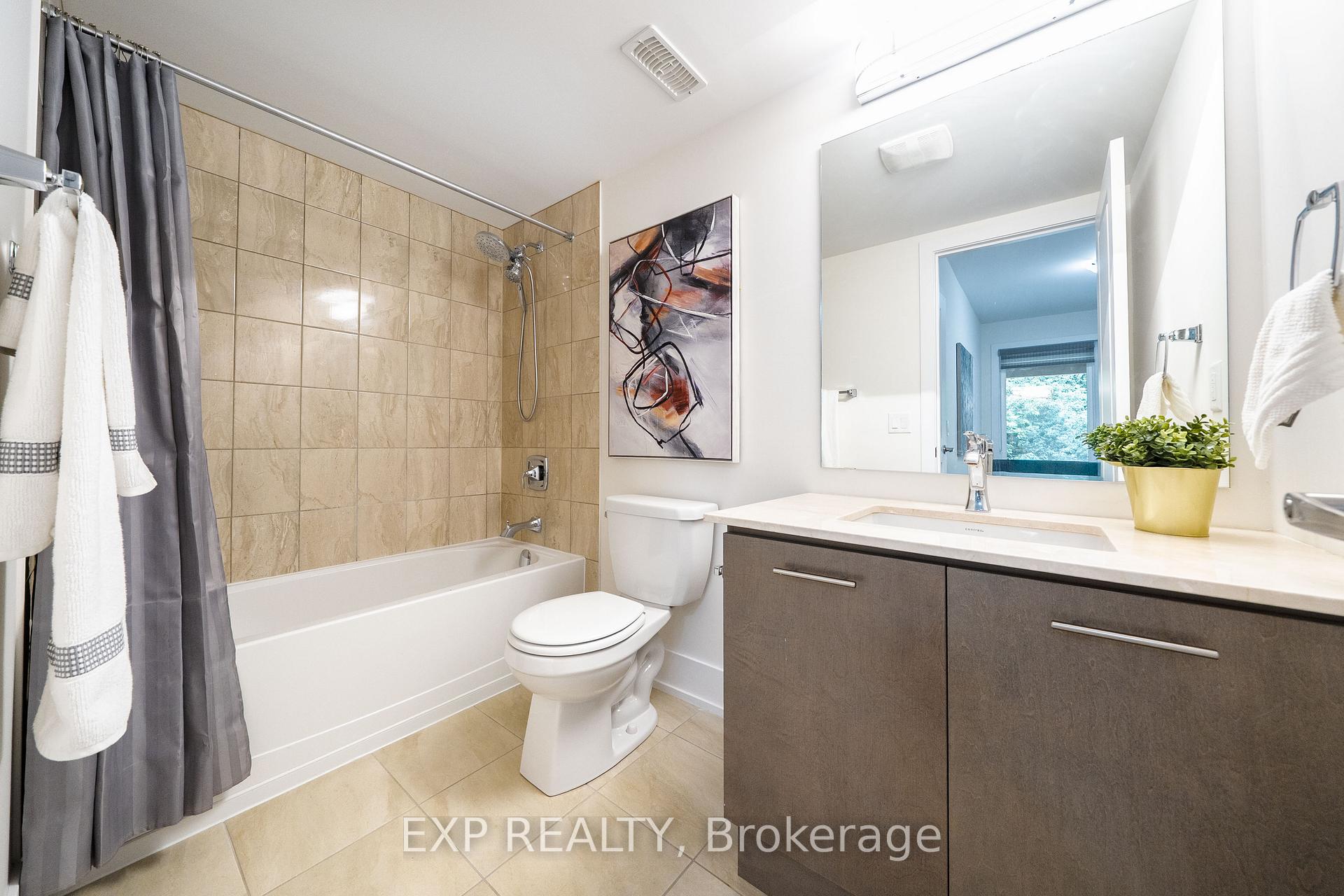 Photo 45 of 20 Crestridge Drive, Vaughan, Patterson — HOMEH