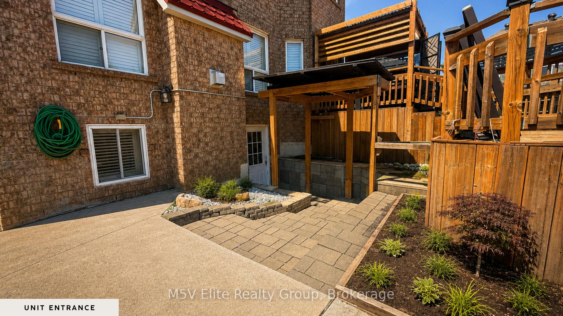 Photo 11 of 49 Ribbon Drive, Brampton, Sandringham-Wellington — HOMEH