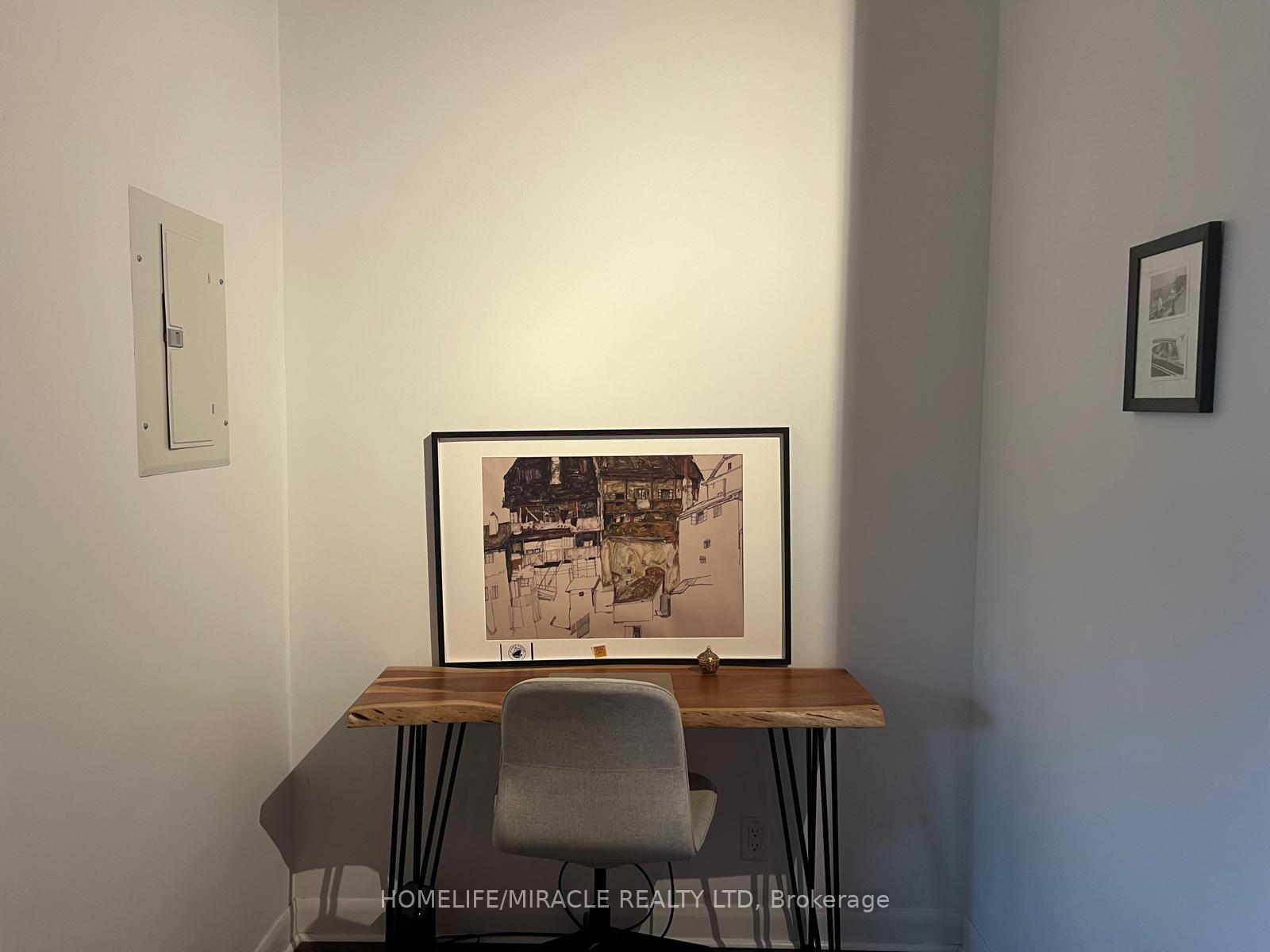 Photo 9 of Unit 1104, 478 King Street W, Toronto, Kensington-Chinatown — HOMEH