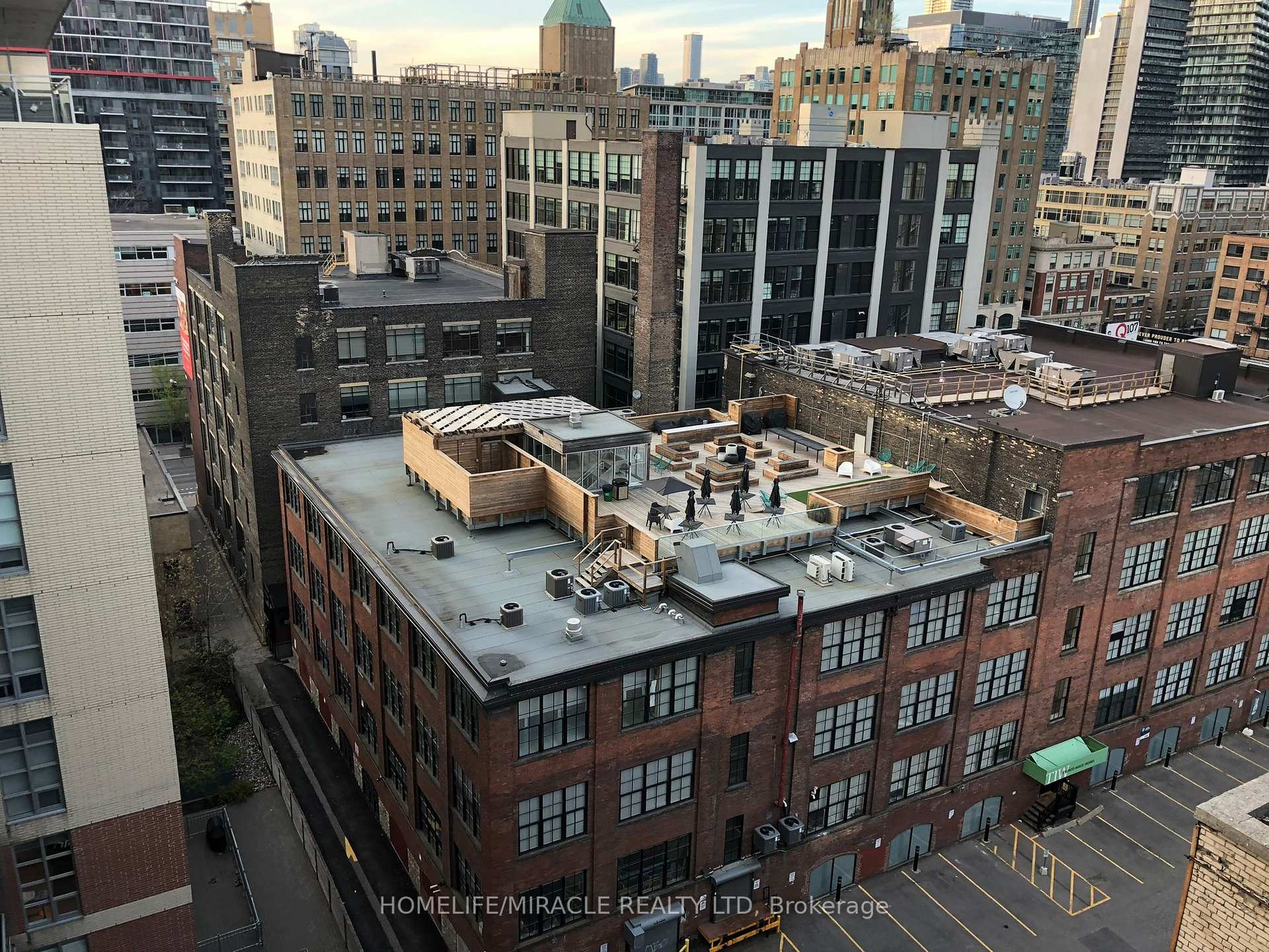 Photo 12 of Unit 1104, 478 King Street W, Toronto, Kensington-Chinatown — HOMEH