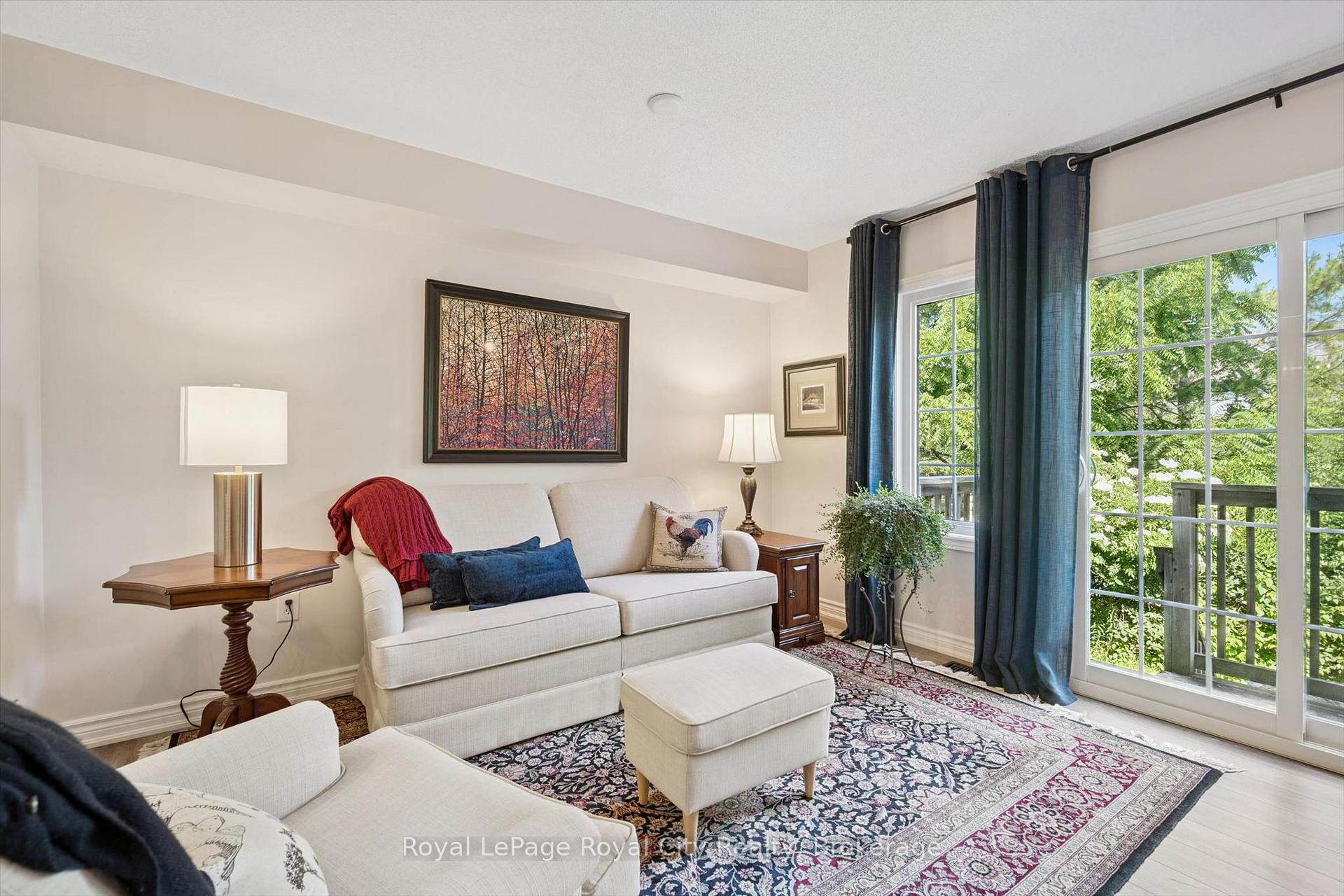 Photo 7 of Unit #12, 124 Gosling Gardens, Guelph, Clairfields/Hanlon Business Park — HOMEH