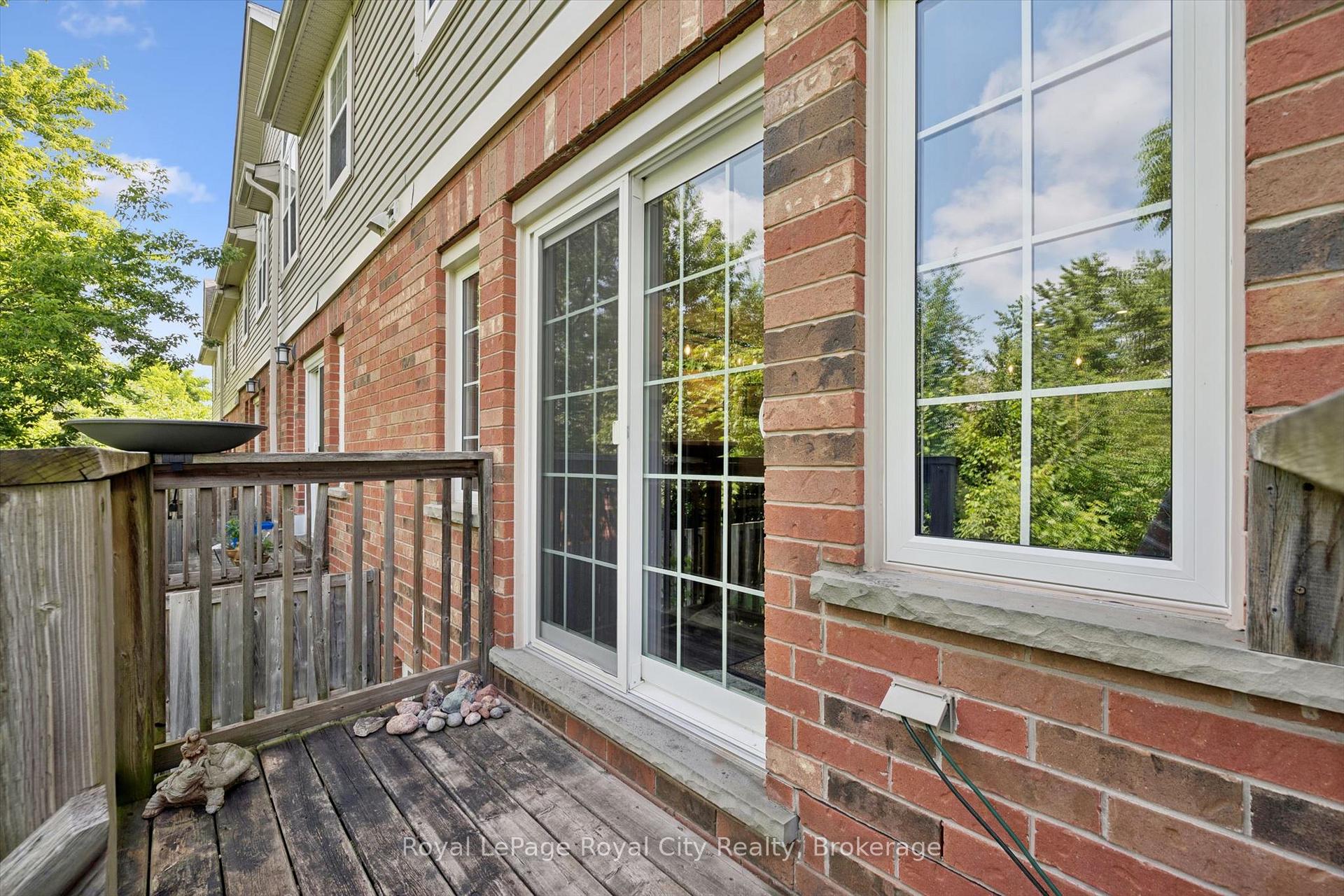 Photo 29 of Unit #12, 124 Gosling Gardens, Guelph, Clairfields/Hanlon Business Park — HOMEH