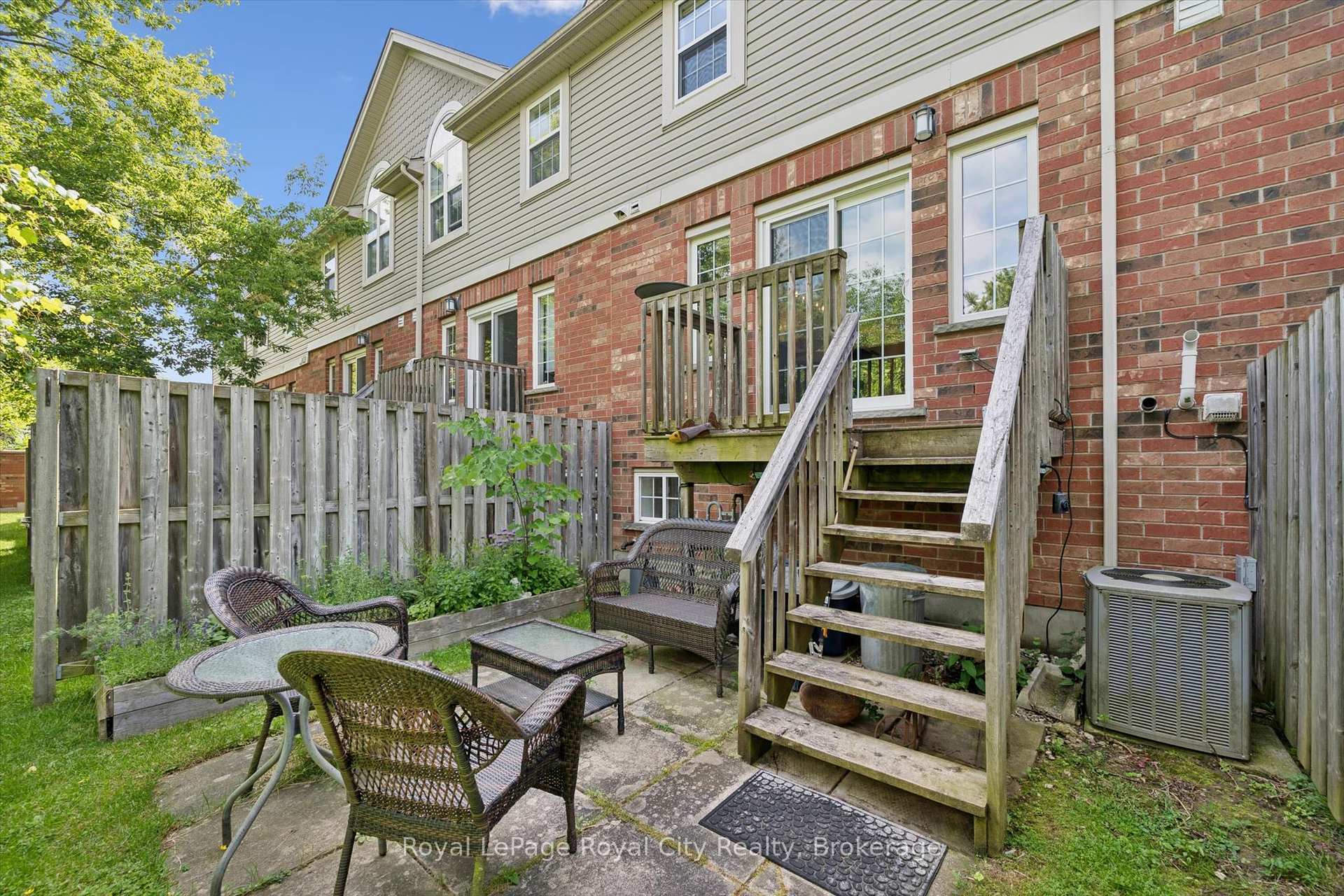 Photo 30 of Unit #12, 124 Gosling Gardens, Guelph, Clairfields/Hanlon Business Park — HOMEH