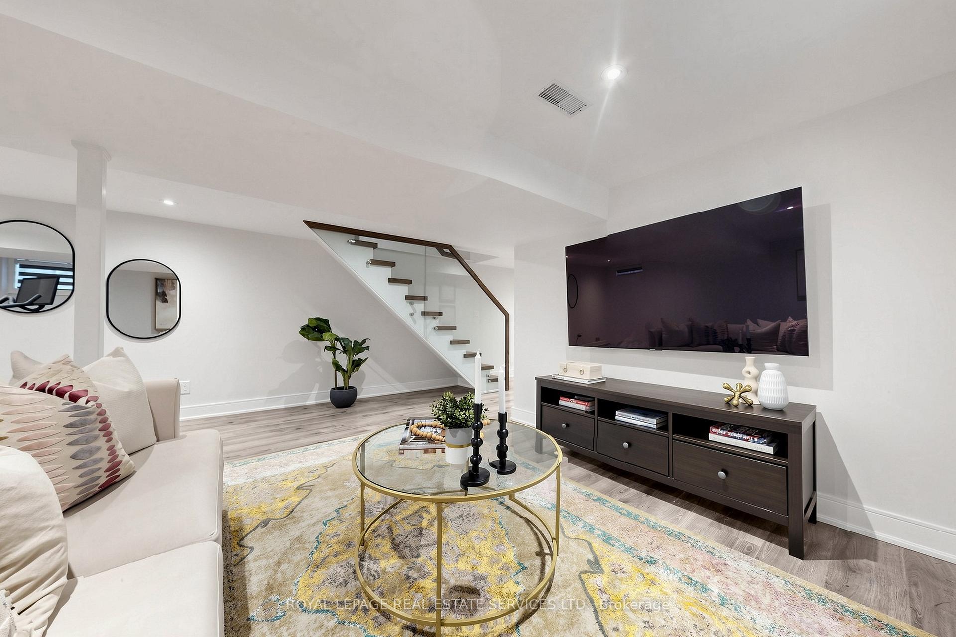 Photo 33 of 329 Nairn Avenue, Toronto, Caledonia-Fairbank — HOMEH