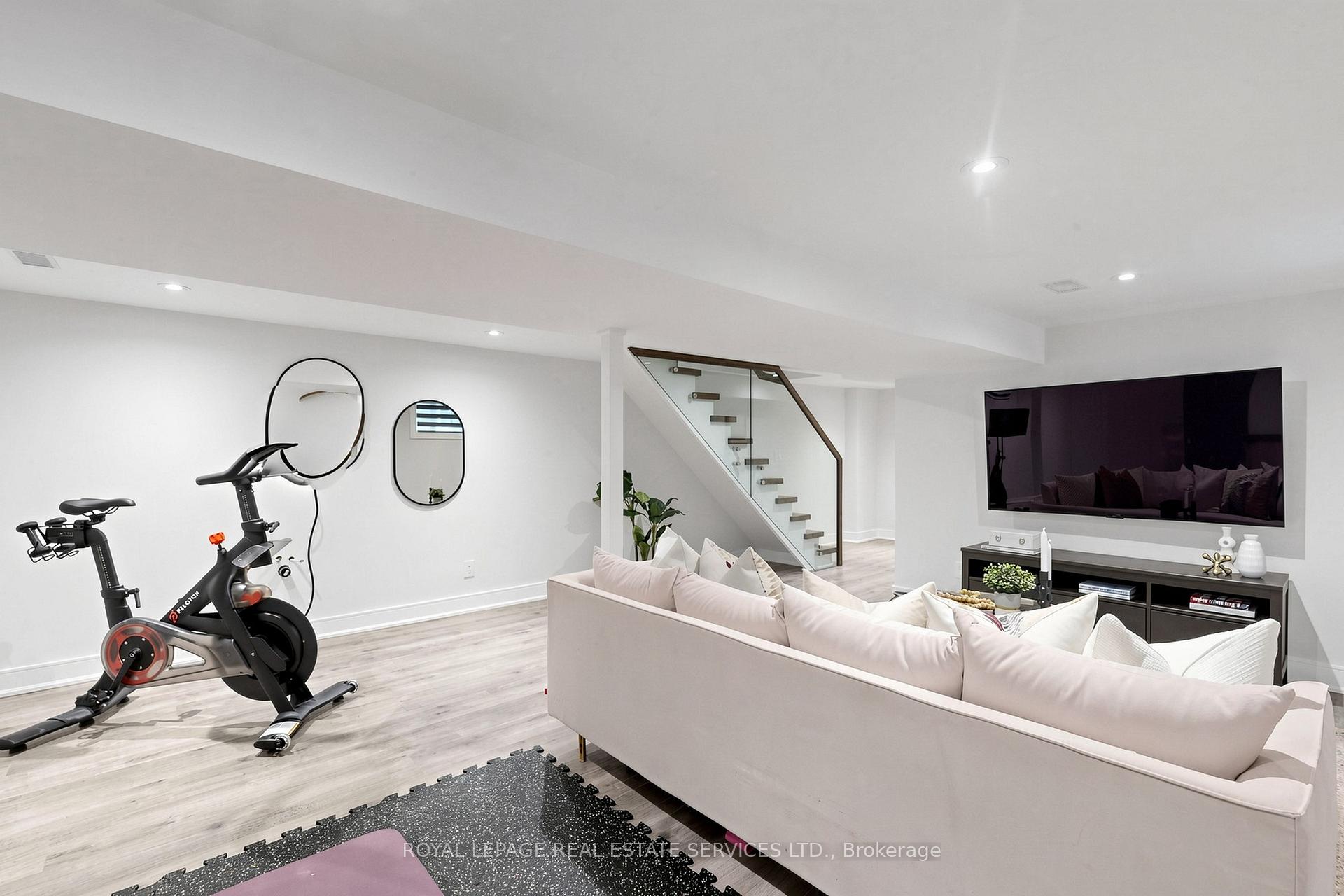 Photo 35 of 329 Nairn Avenue, Toronto, Caledonia-Fairbank — HOMEH