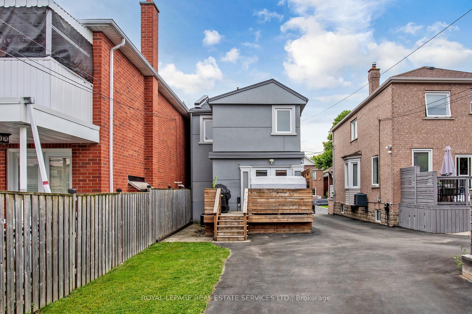 Photo 36 of 329 Nairn Avenue, Toronto, Caledonia-Fairbank — HOMEH