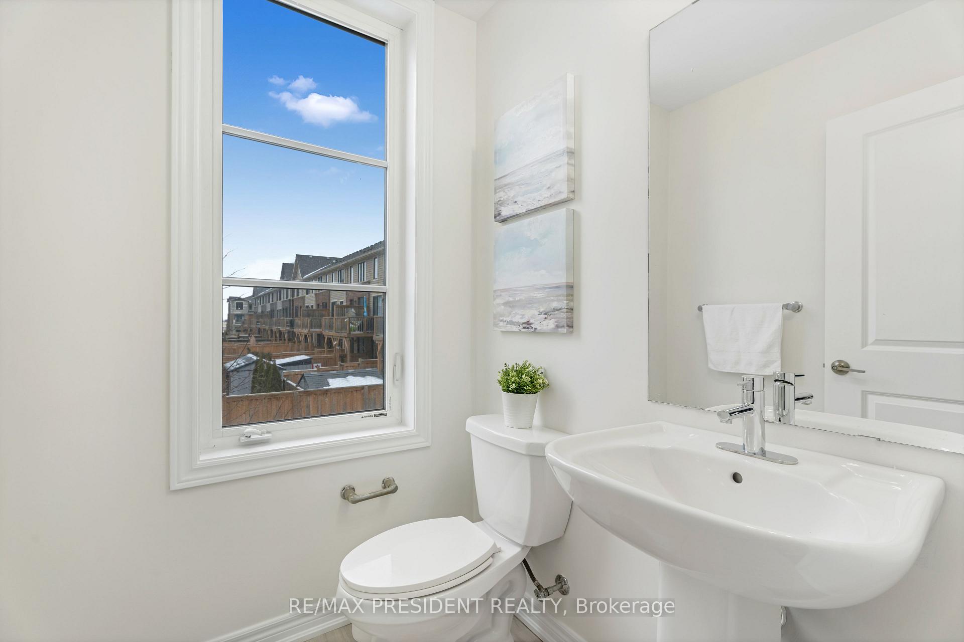 Photo 15 of 6 Waterview Lane, Grimsby, Grimsby Beach — HOMEH